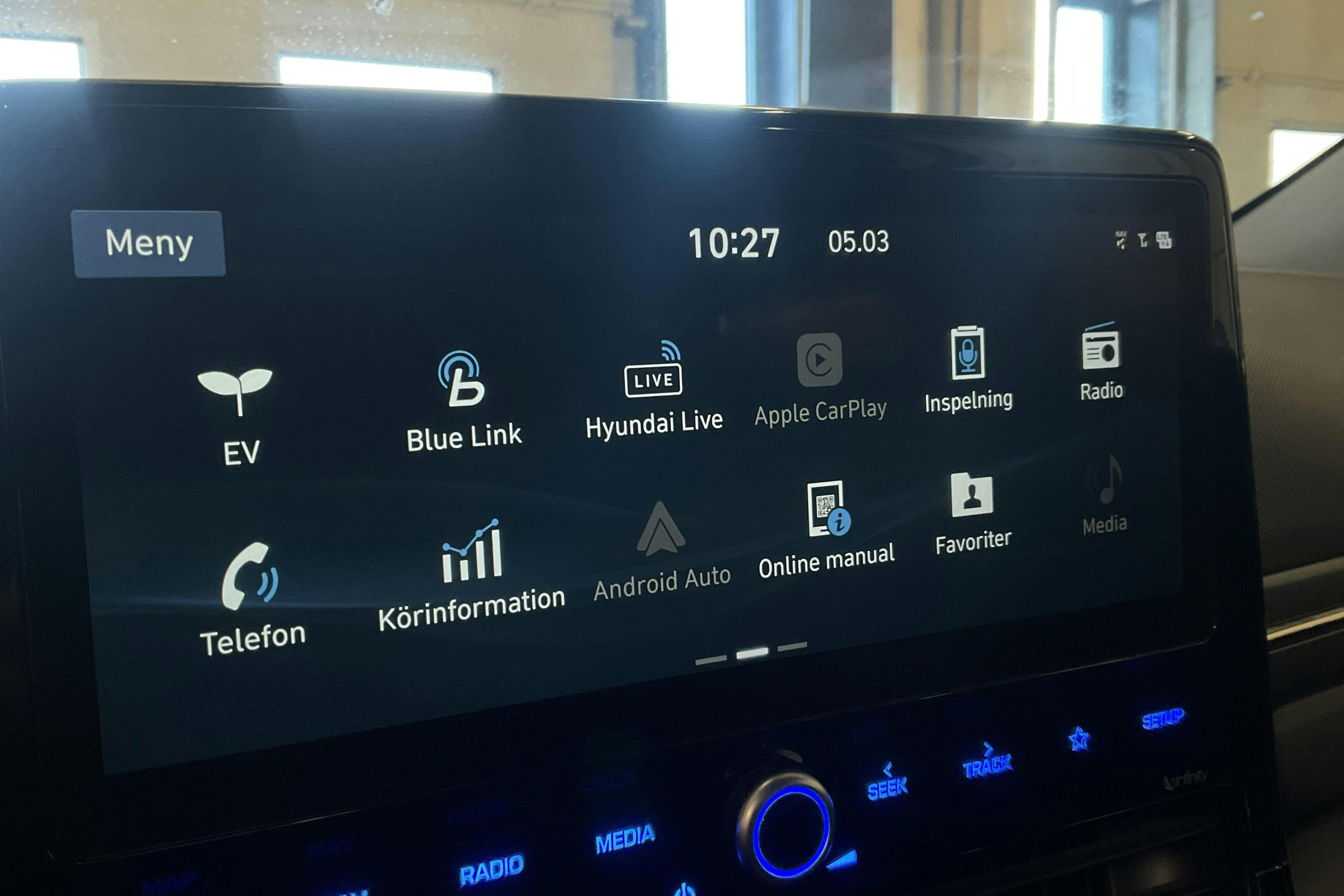 Presentation photo 21 of 21: Hyundai IONIQ Electric (136hk) - 58 350 km - Automatic - white - 2020