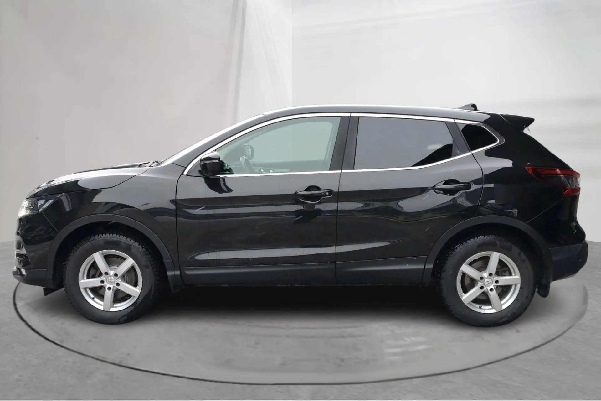 Presentation photo 2 of 15: Nissan Qashqai 1.2 DIG-T (115hk) - 68 320 km - Manual - black - 2018