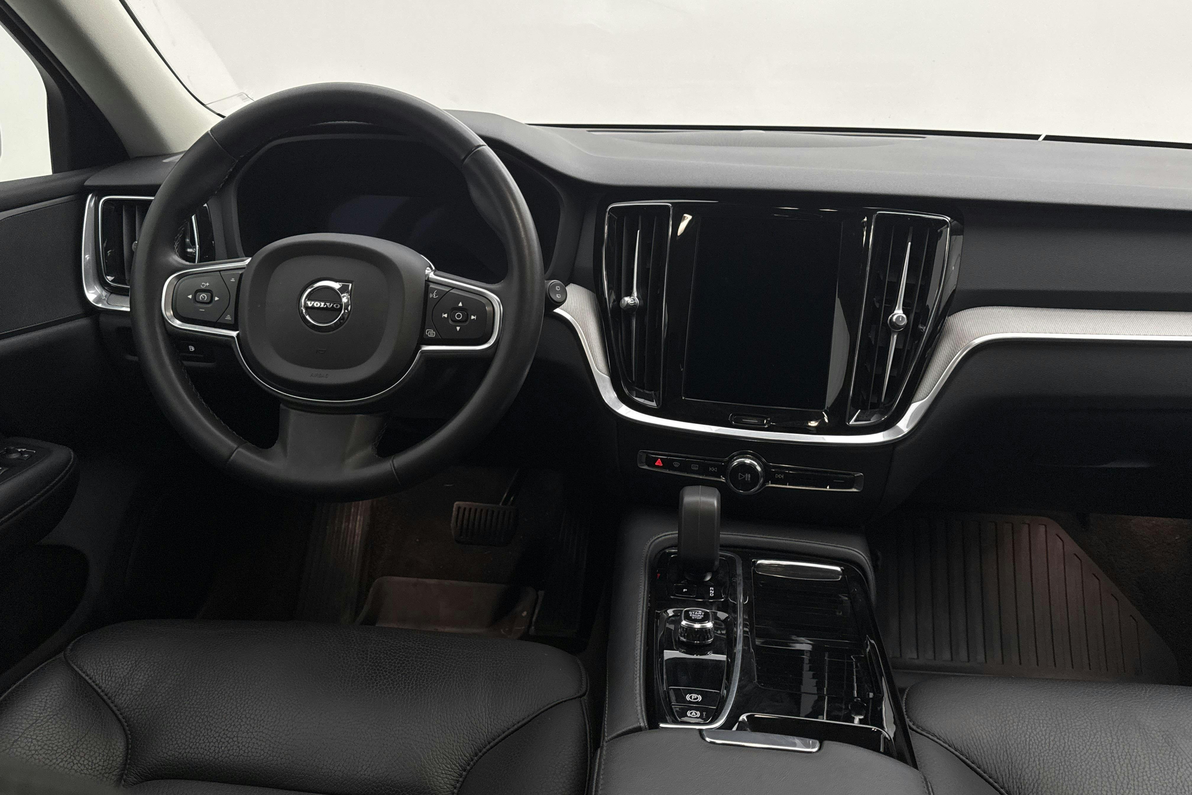Presentationsfoto 21 av 21: Volvo V60 T6 AWD Recharge (350hk) - 8 694 mil - Automat - svart - 2023
