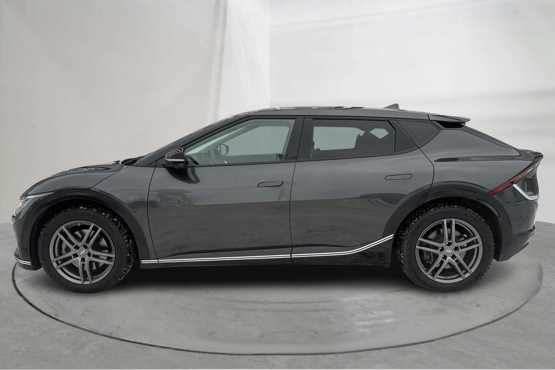 Presentation photo 2 of 19: KIA EV6 AWD (325hk) - 88 390 km - Automatic - gray - 2023