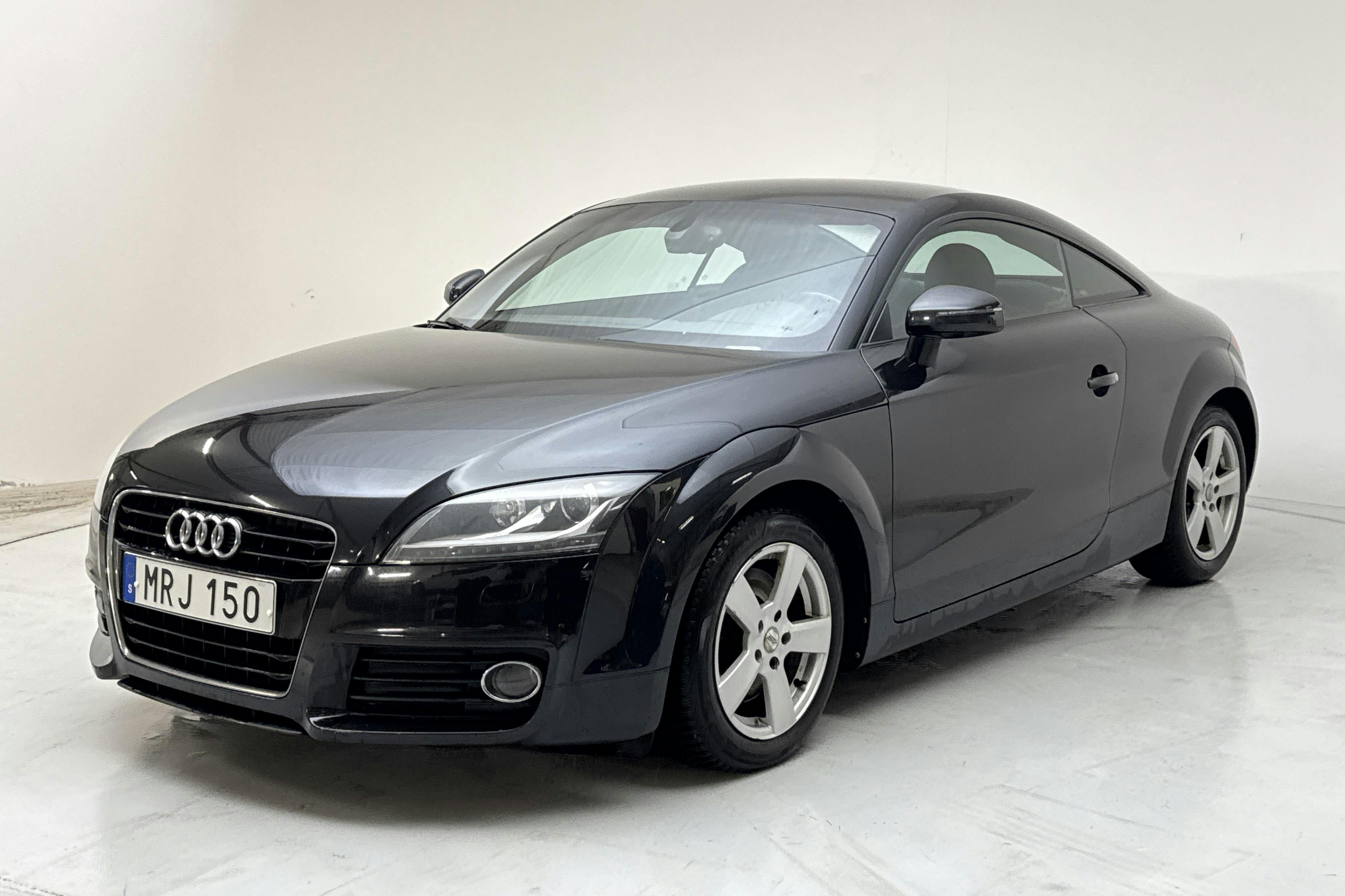Presentation photo 1 of 13: Audi TT 1.8 TFSI Coupé (160hk) - 141 940 km - Manual - black - 2011