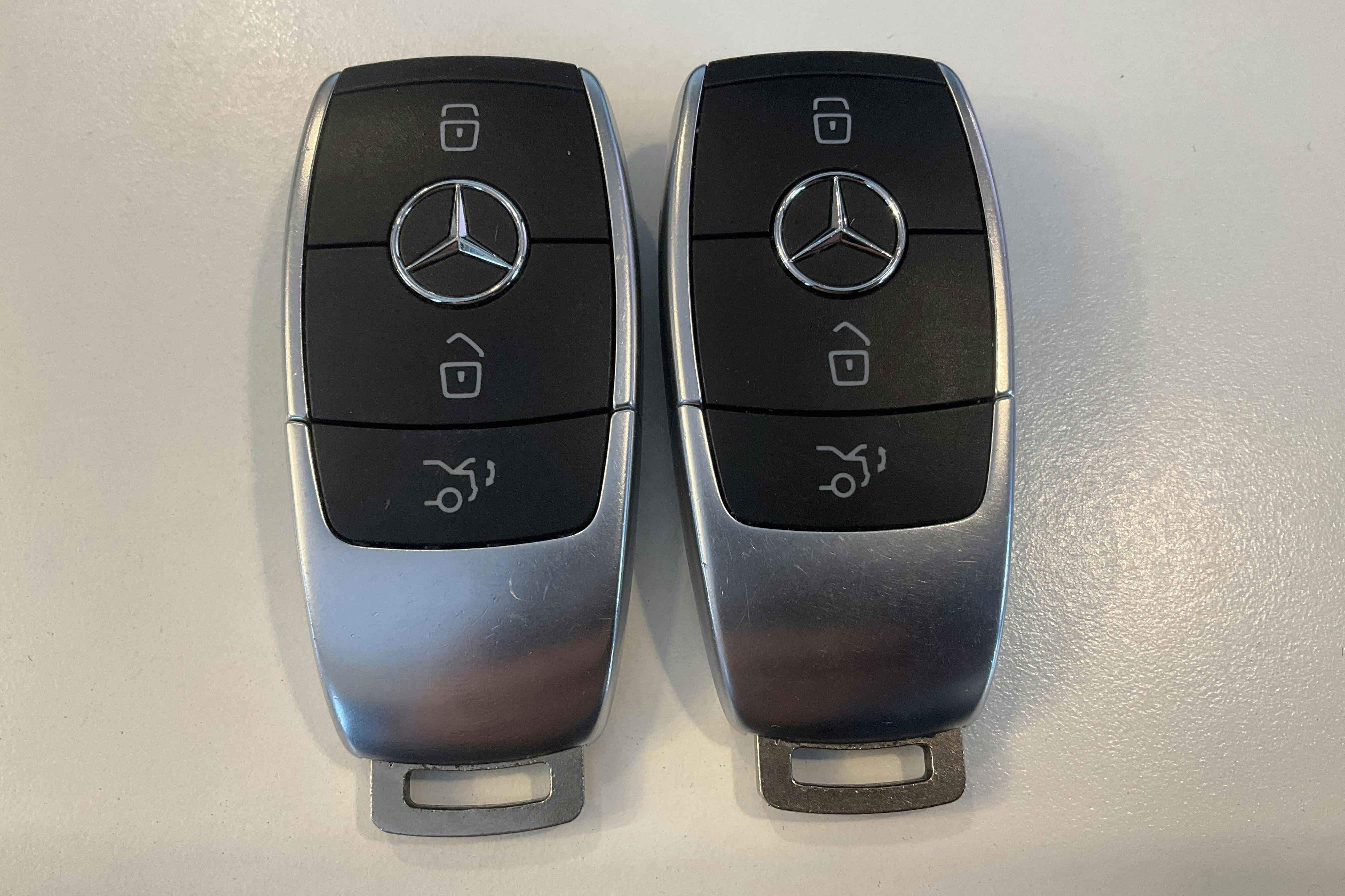 Presentationsfoto 18 av 18: Mercedes C 300 e Kombi S205 (320hk) - 11 863 mil - Automat - vit - 2021