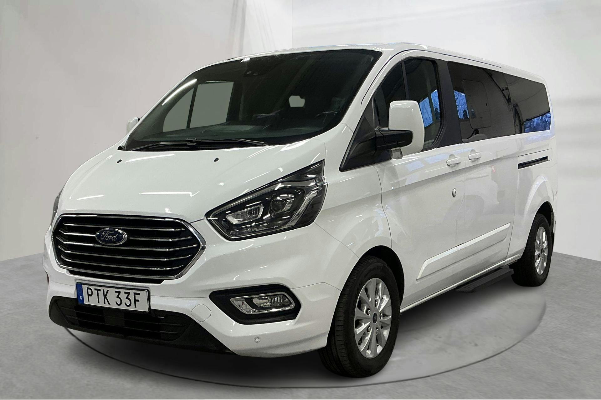 Præsentationsfoto 1 af 17: Ford Tourneo Custom 320 (170hk) - 217 080 kilometer - Salgsautomat - Hvid - 2019