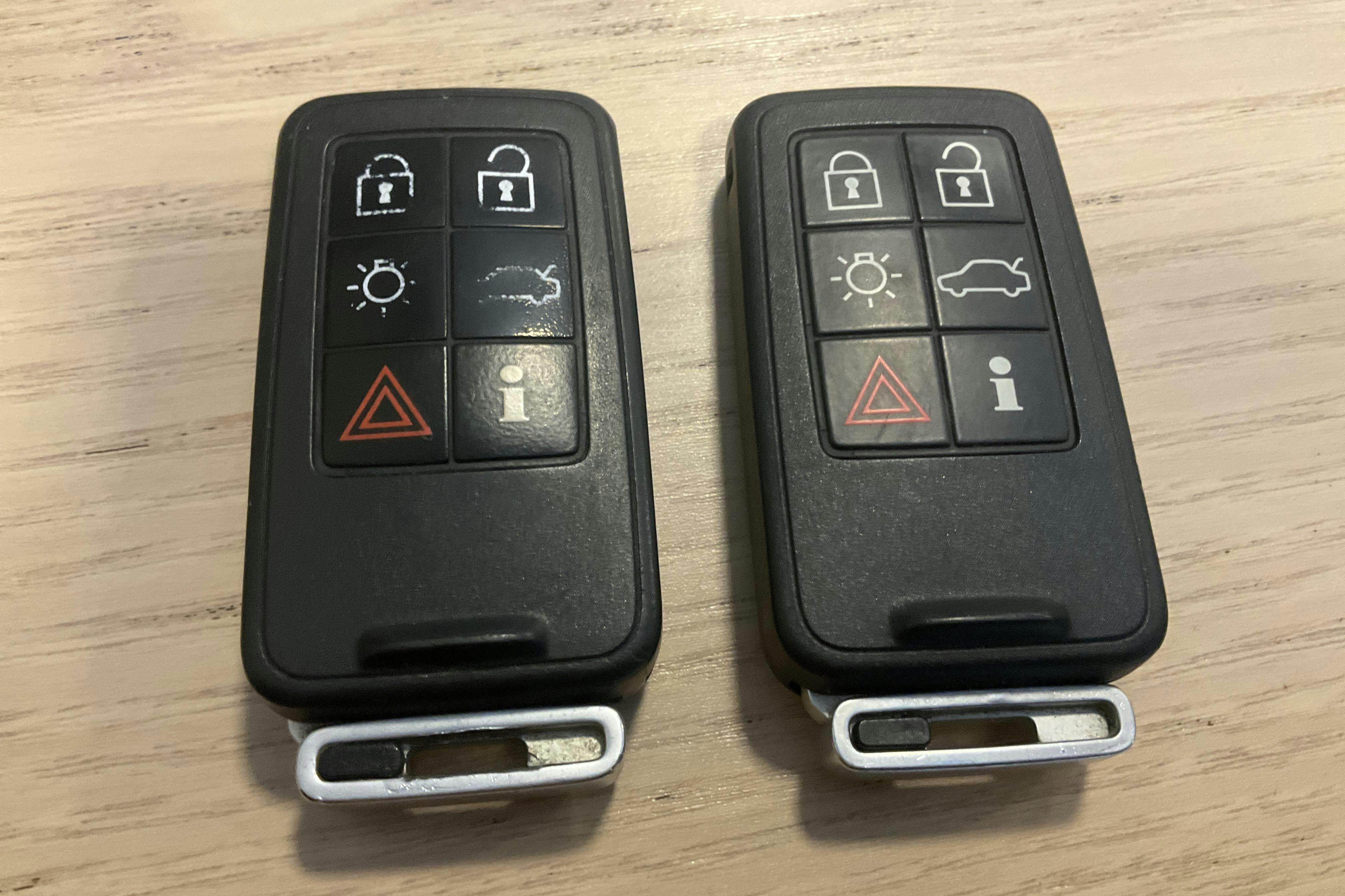 Presentation photo 14 of 14: Volvo XC60 D3 2WD (163hk) - 283 270 km - Manual - white - 2011