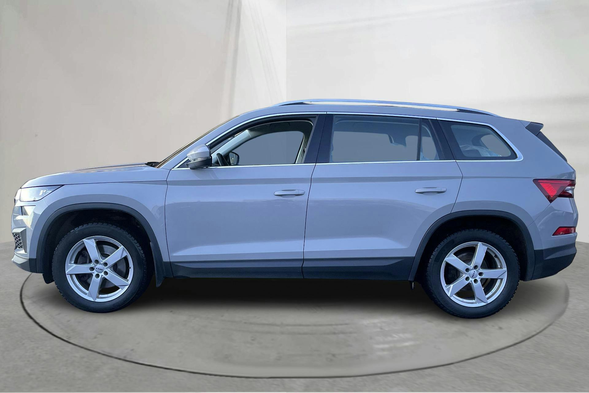 Presentationsfoto 2 av 18: Skoda Kodiaq 2.0 TSI 4X4 (190hk) - 13 148 mil - Automat - grå - 2022
