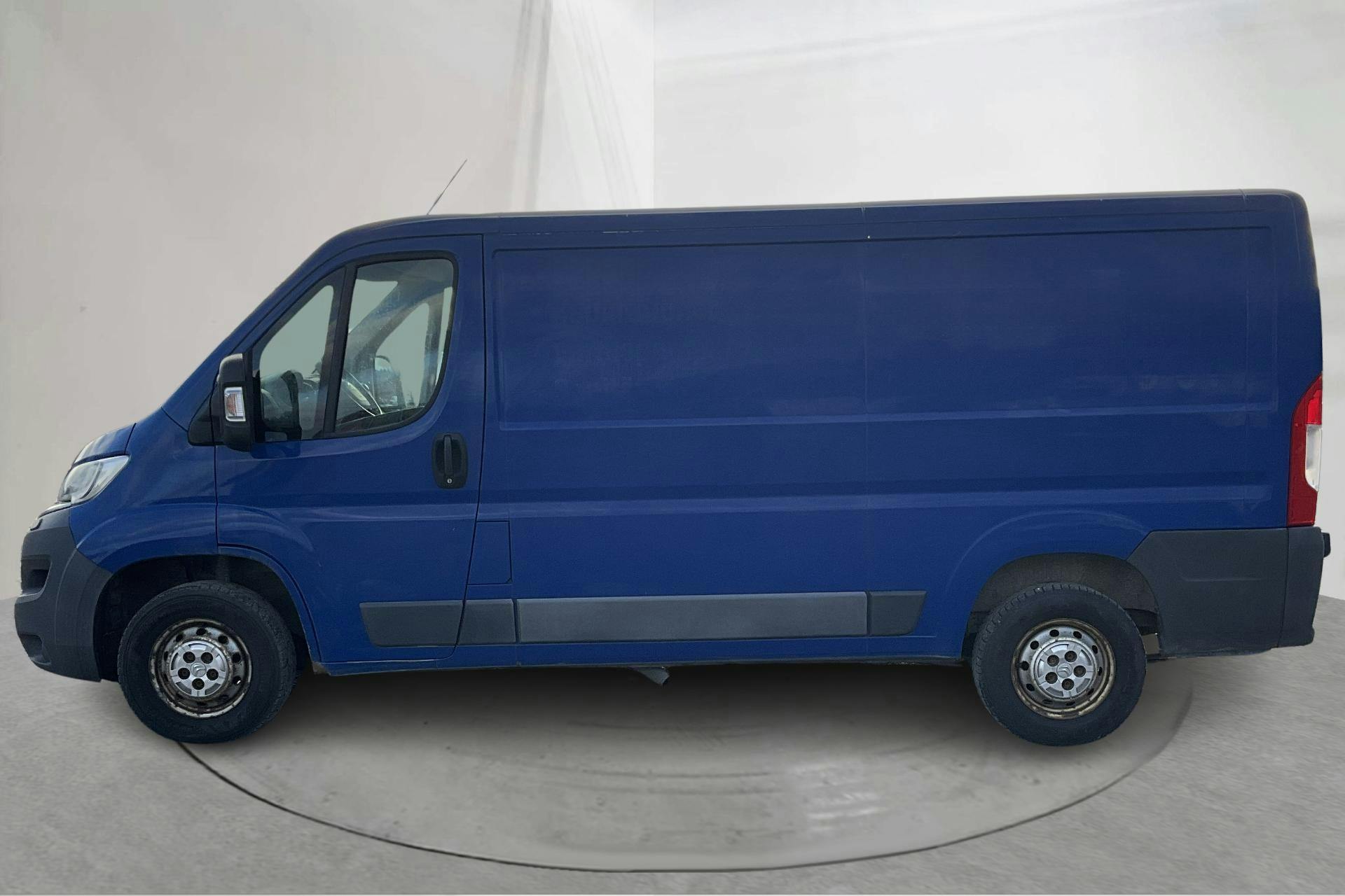 Presentationsfoto 2 av 13: Citroën Jumper III 2.0 HDi Skåp (130hk) - 17 773 mil - Manuell - blå - 2018