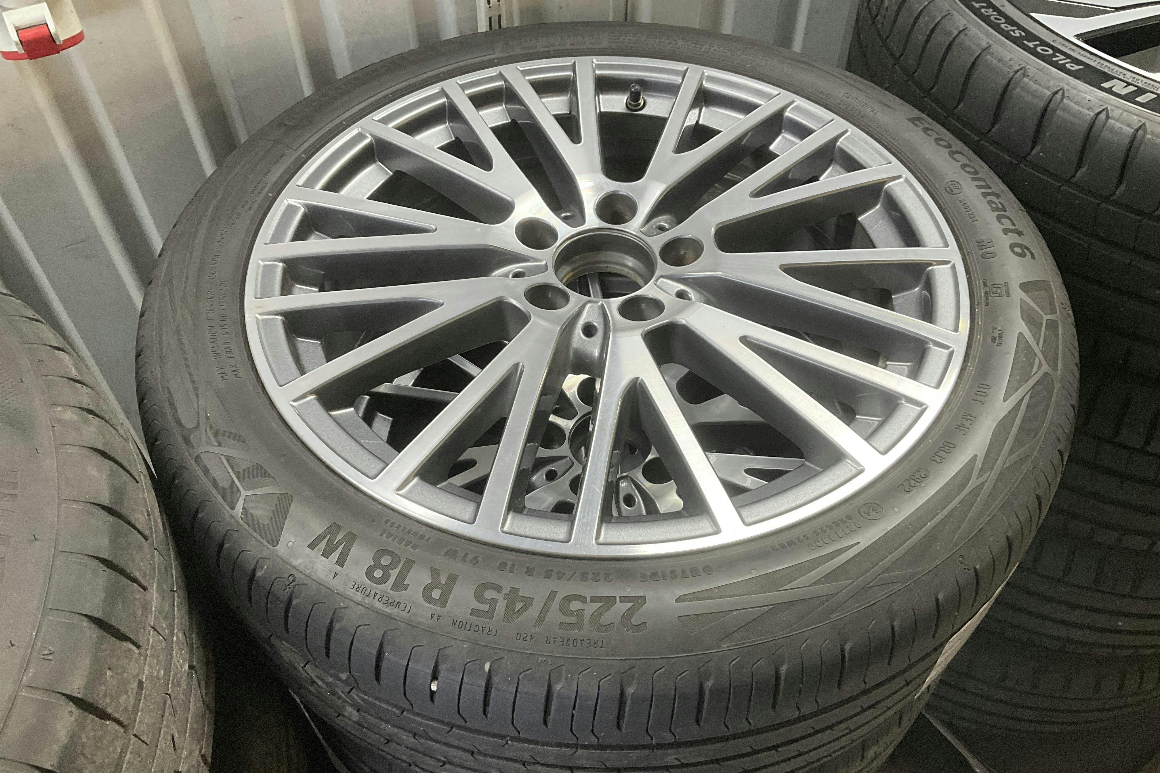 Presentation photo 14 of 14: Mercedes CLA 200 d 4MATIC Shooting Brake X118 (150hk) - 102 140 km - Automatic - black - 2023