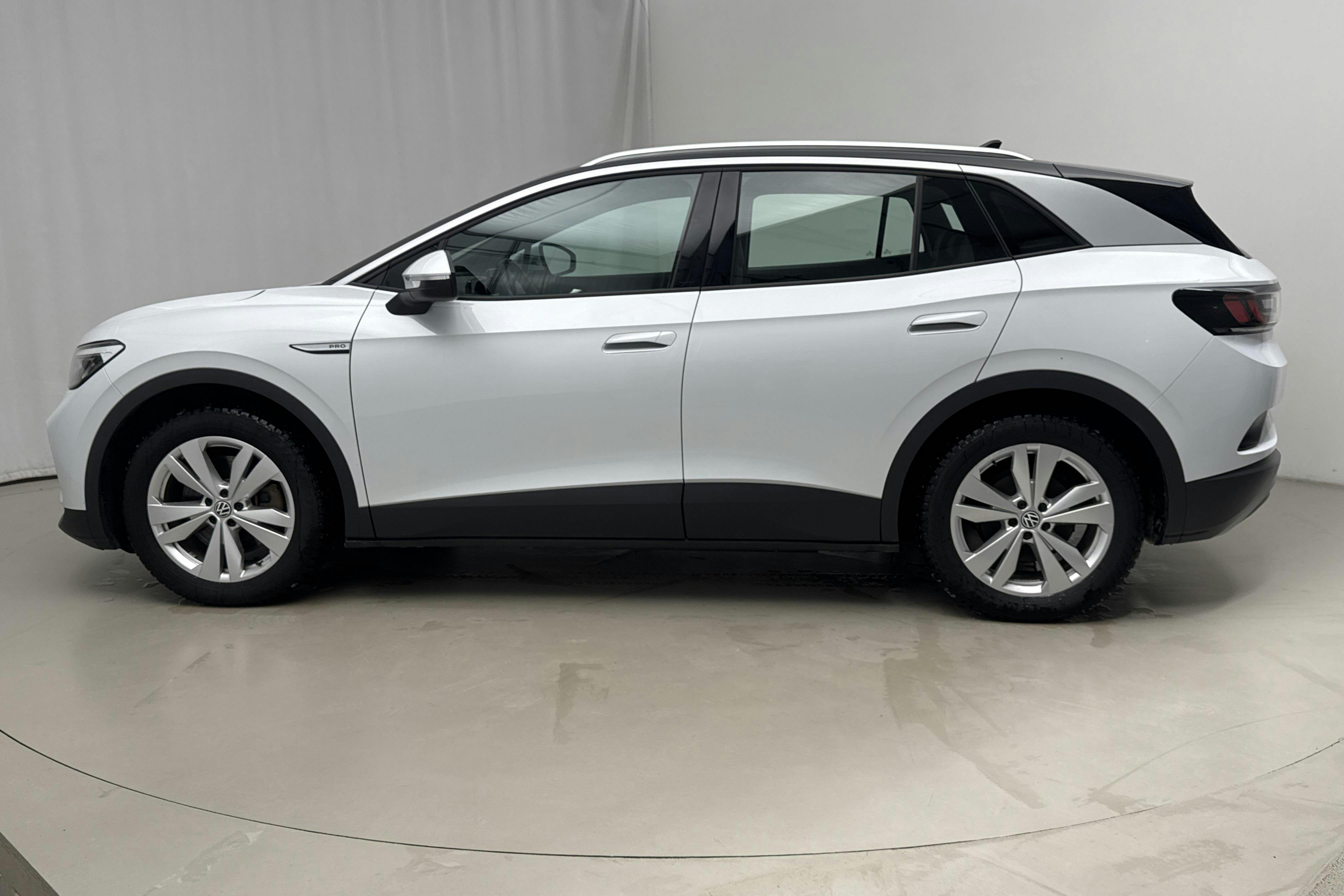 Presentation photo 2 of 18: VW ID.4 77kWh (204hk) - 31 280 km - Automatic - white - 2023