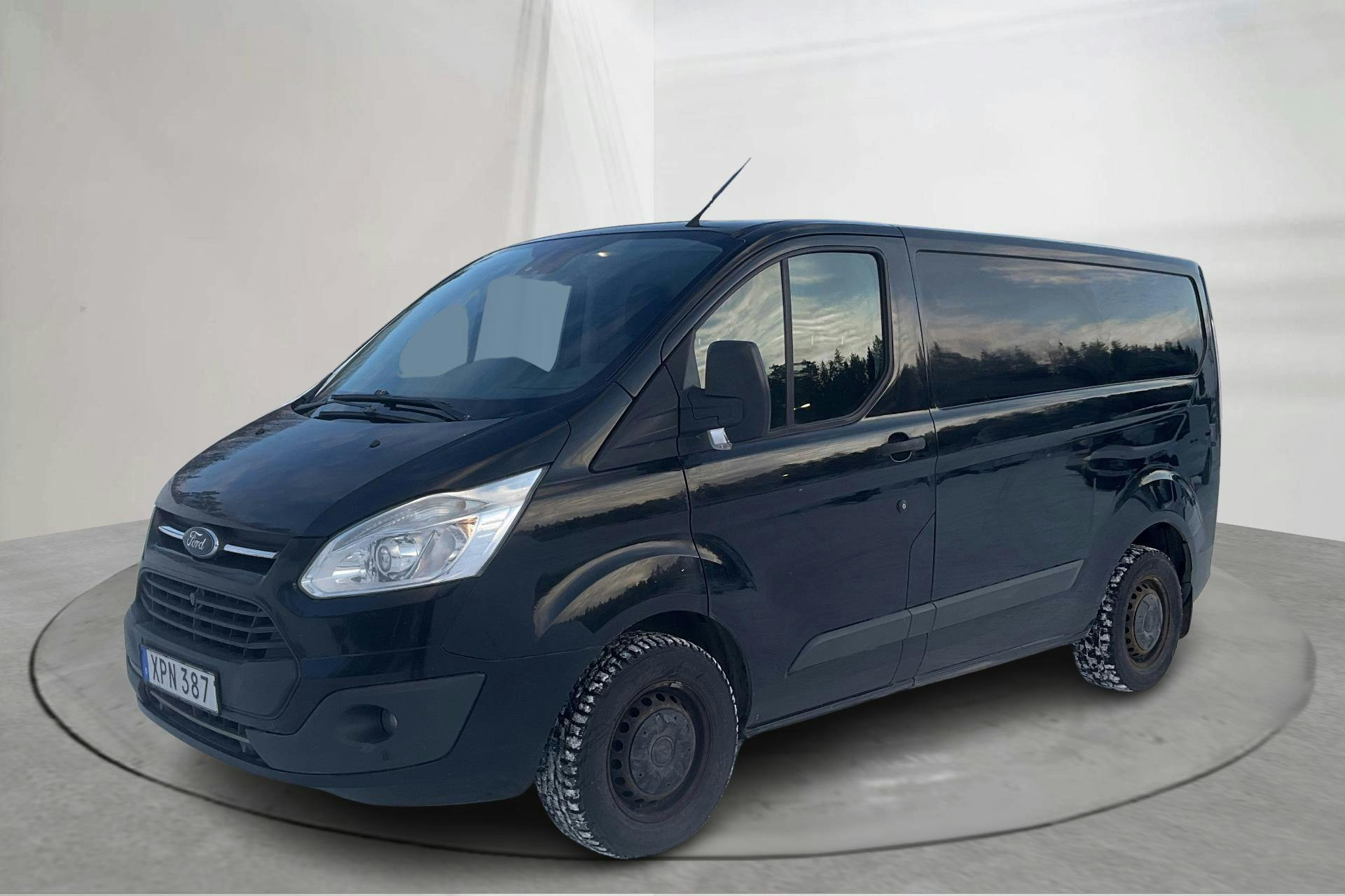 Presentation photo 1 of 14: Ford Transit Custom 290 (130hk) - 240 870 km - Manual - black - 2016