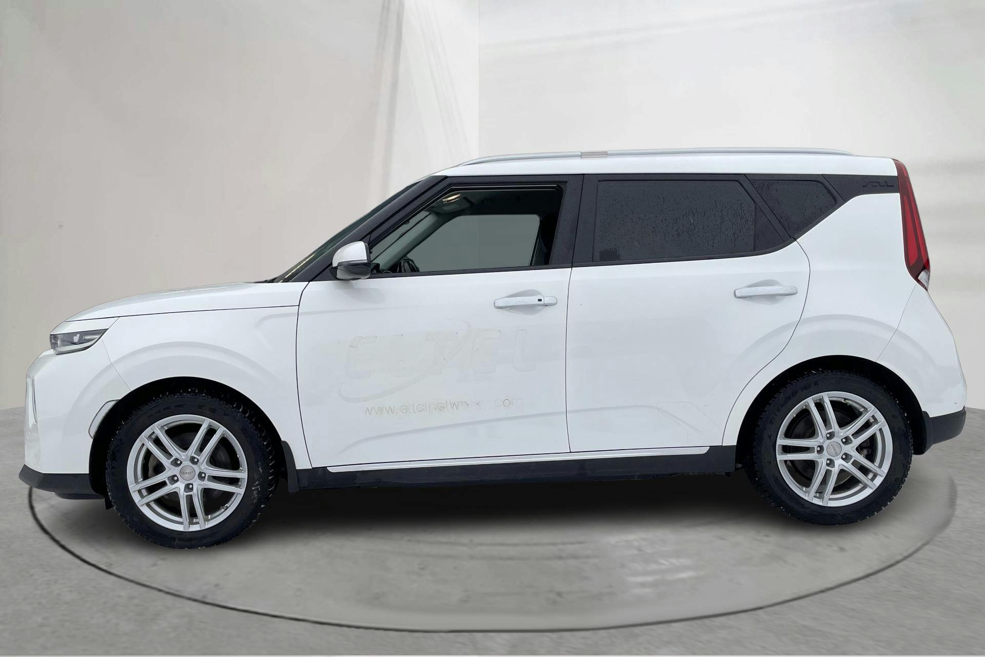 Presentation photo 2 of 18: KIA e-Soul Long Range 64kWh (204hk) - 33 870 km - Automatic - white - 2020