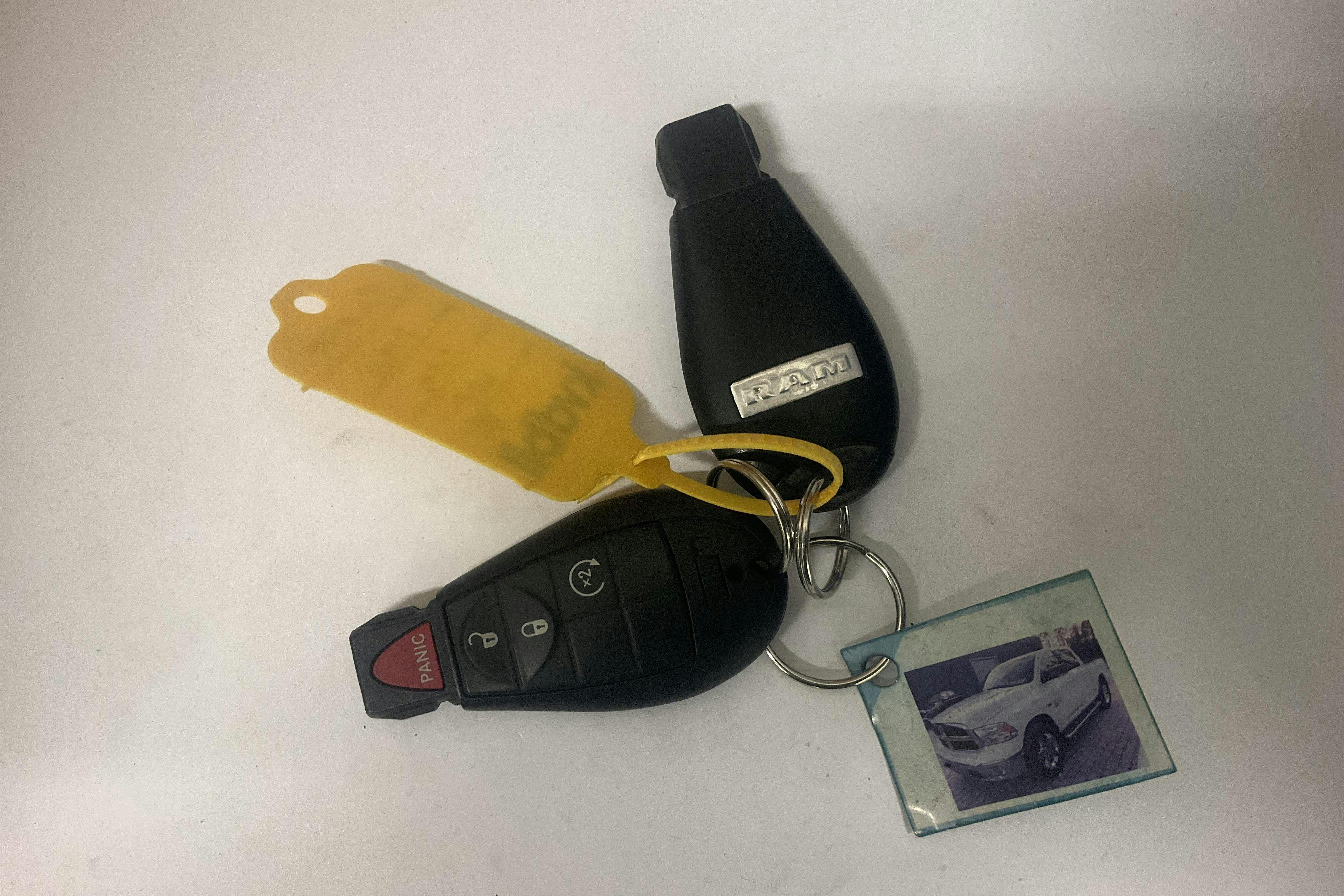 Presentationsfoto 22 av 22: Dodge RAM 1500 5.7 (395hk) - 5 876 mil - Automat - vit - 2019