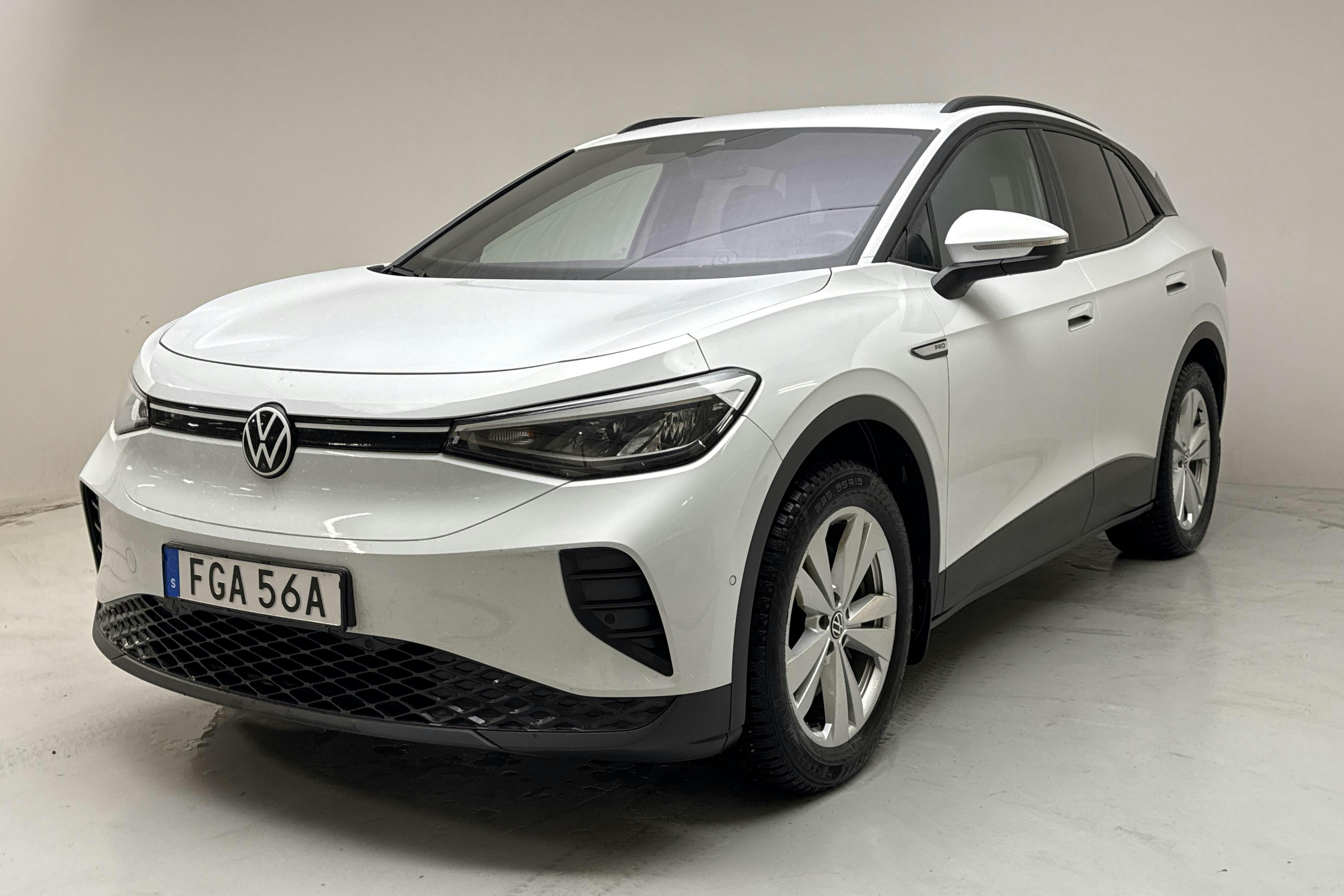 Presentationsfoto 1 av 17: VW ID.4 77kWh (204hk) - 6 845 mil - Automat - vit - 2023