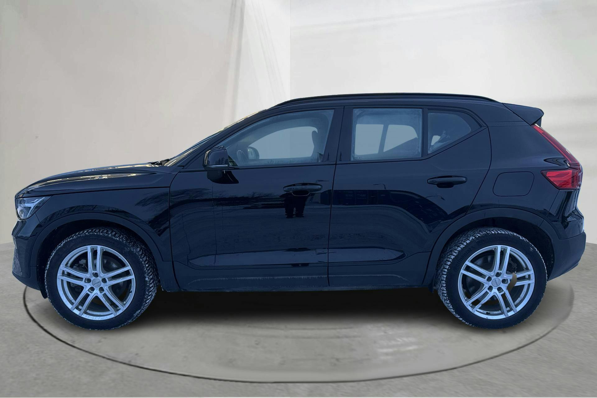 Presentation photo 2 of 18: Volvo XC40 P6 Recharge (231hk) - 42 250 km - Automatic - black - 2023