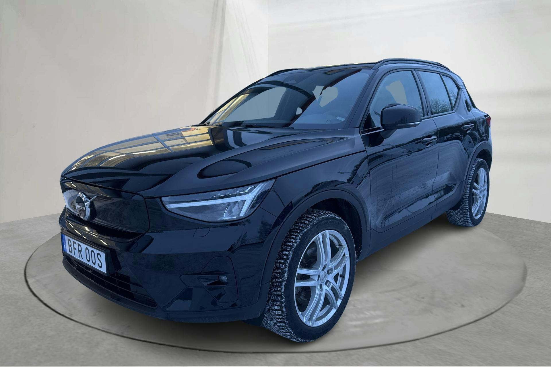 Presentation photo 1 of 18: Volvo XC40 P6 Recharge (231hk) - 42 250 km - Automatic - black - 2023