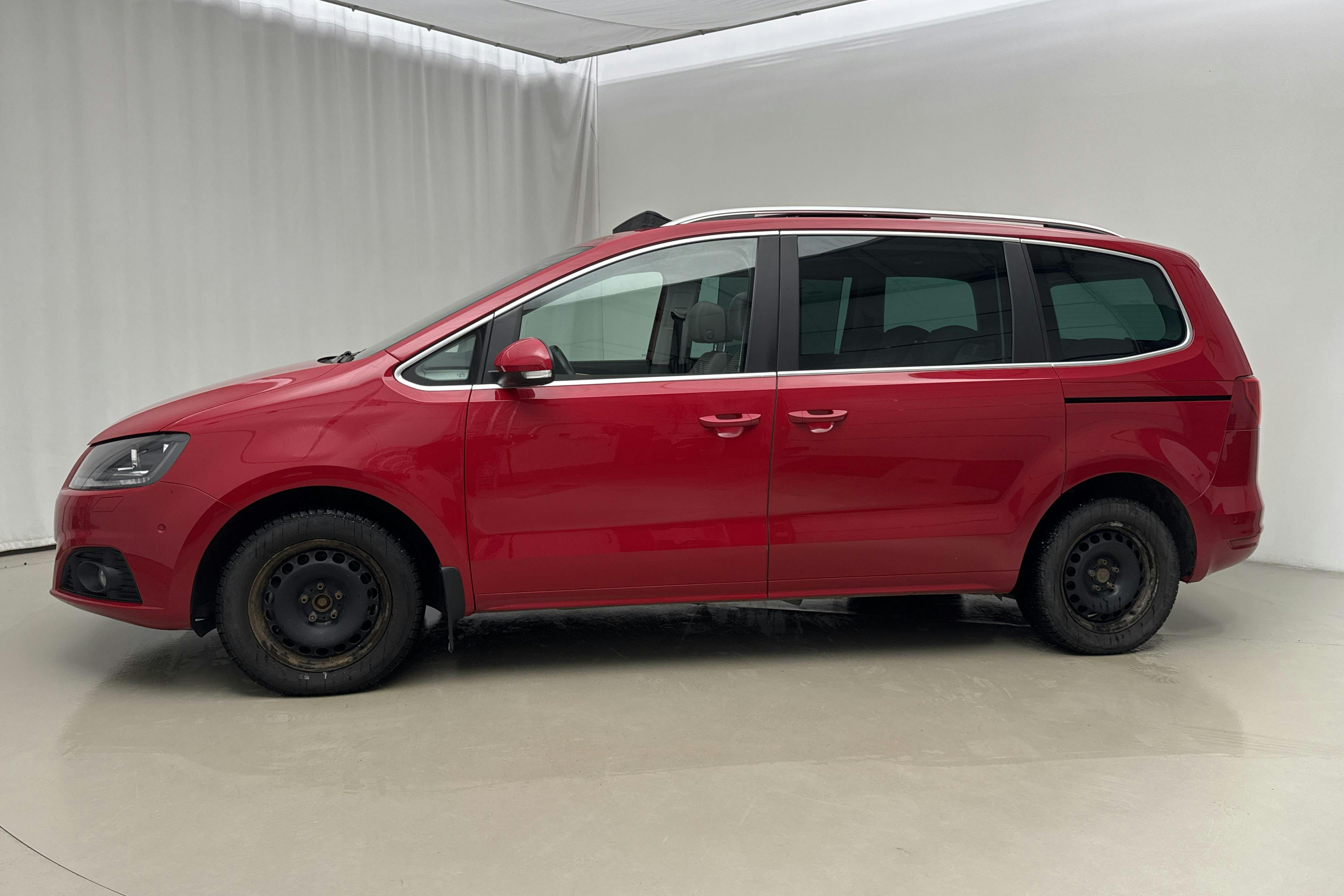 Presentationsfoto 2 av 20: Seat Alhambra 1.4 TSI Ecomotive (150hk) - 14 941 mil - Manuell - röd - 2015