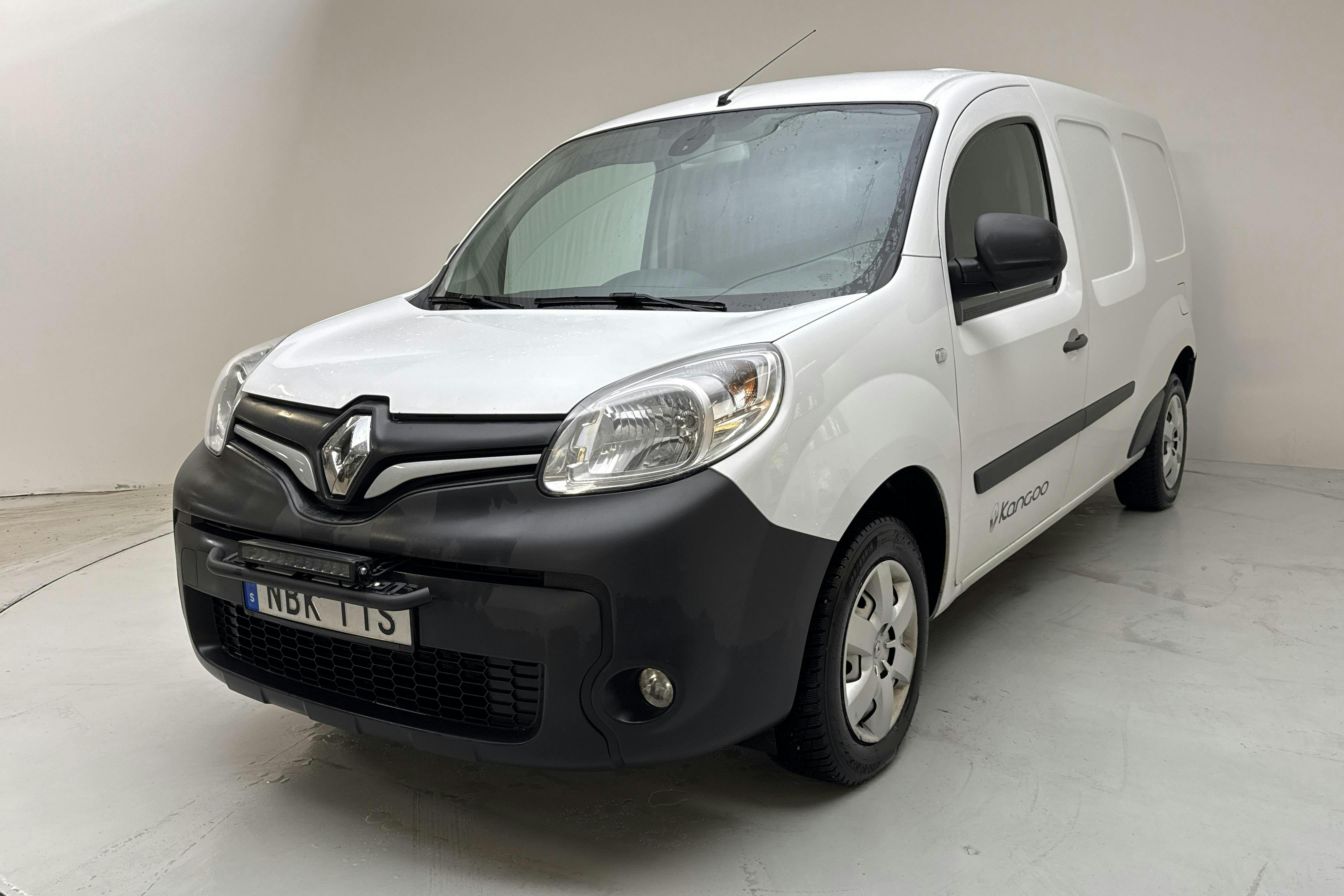 Presentationsfoto 1 av 13: Renault Kangoo 1.5 dCi Maxi Skåp (115hk) - 27 422 mil - Manuell - vit - 2020