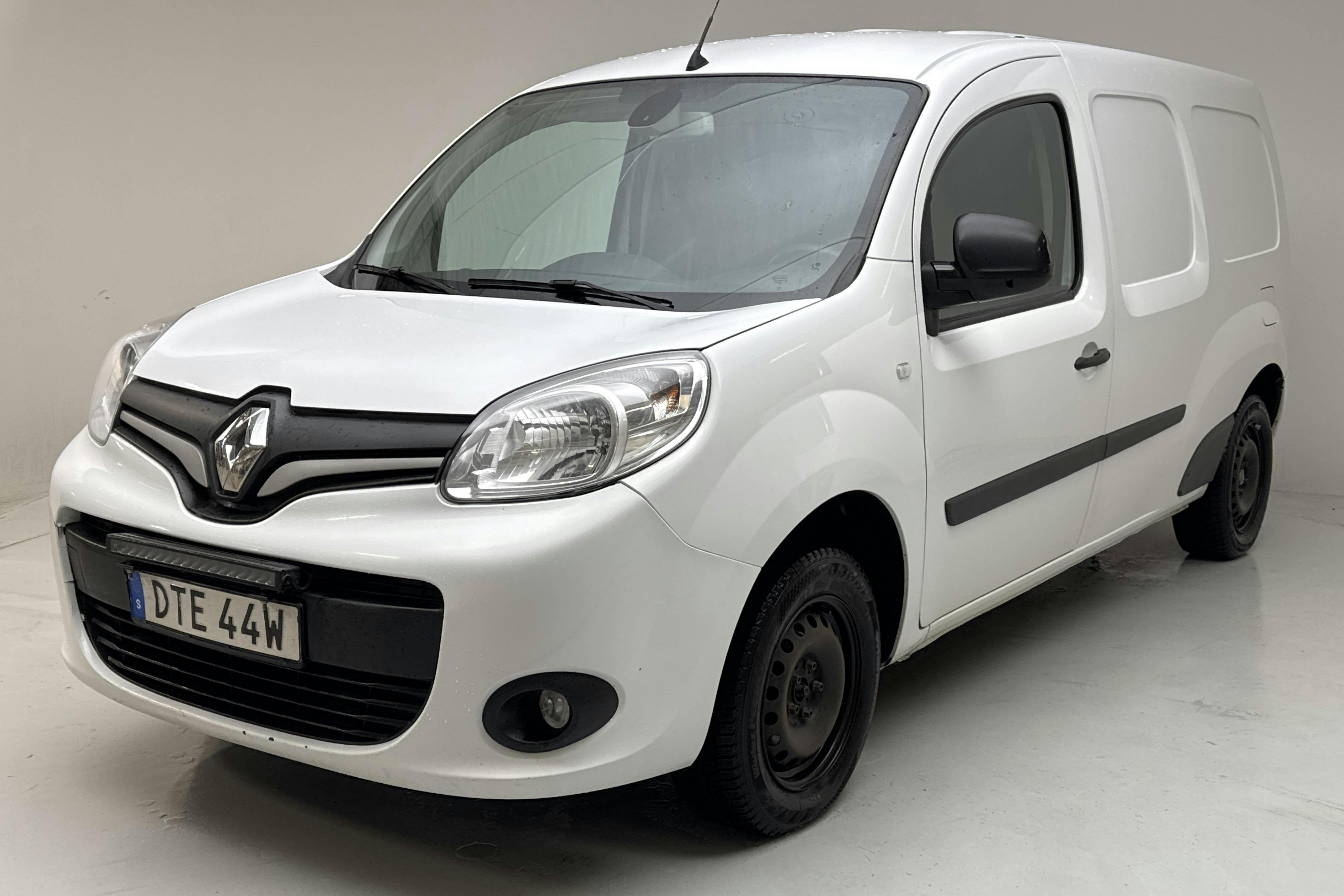Presentationsfoto 1 av 11: Renault Kangoo 1.5 dCi Maxi Skåp (95hk) - 39 723 mil - Manuell - vit - 2021