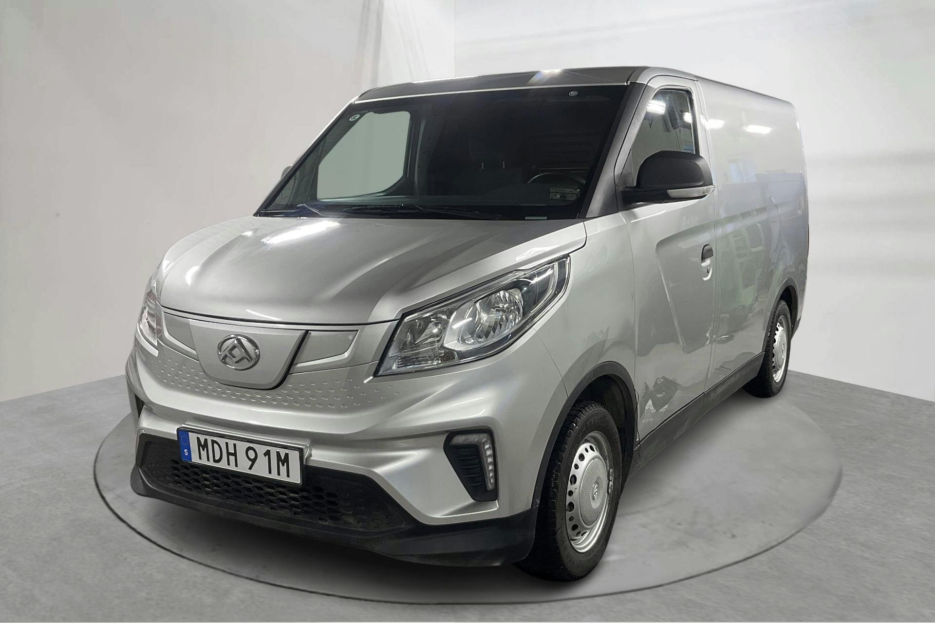 Zdjęcie prezentacyjne 1 z 15: Maxus e-Deliver 3 52.5kWh (122hk) - 67 930 km - Automatyczna - srebro - 2020