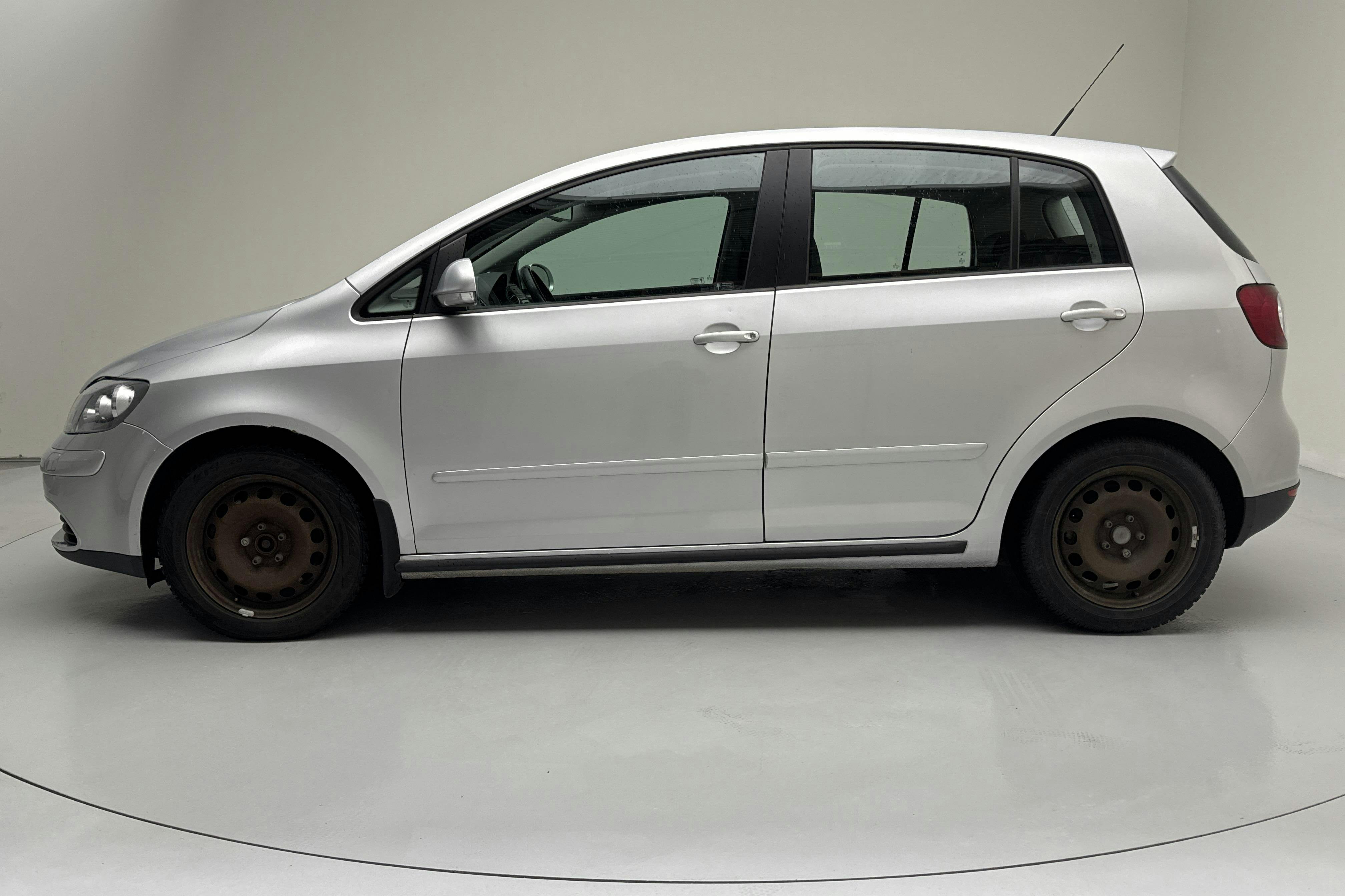 Presentationsfoto 2 av 13: VW Golf A5 Plus 1.4 TSI (160hk) - 14 697 mil - Manuell - silver - 2009