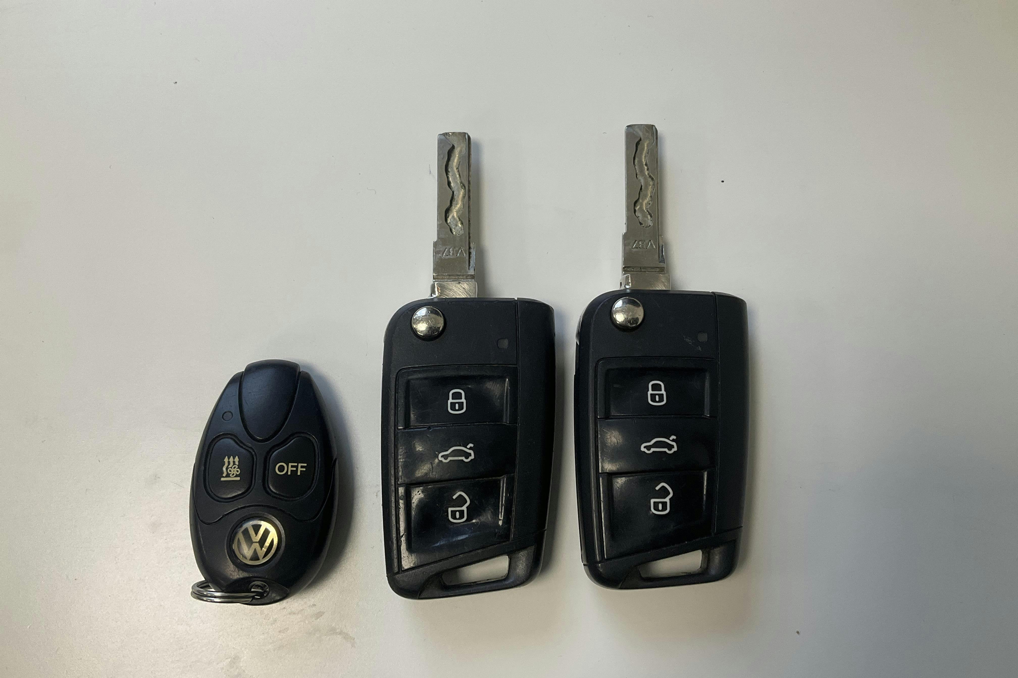 Presentationsfoto 15 av 15: VW Golf VII 1.4 TGI BlueMotion Sportscombi (110hk) - 16 520 mil - Automat - vit - 2016