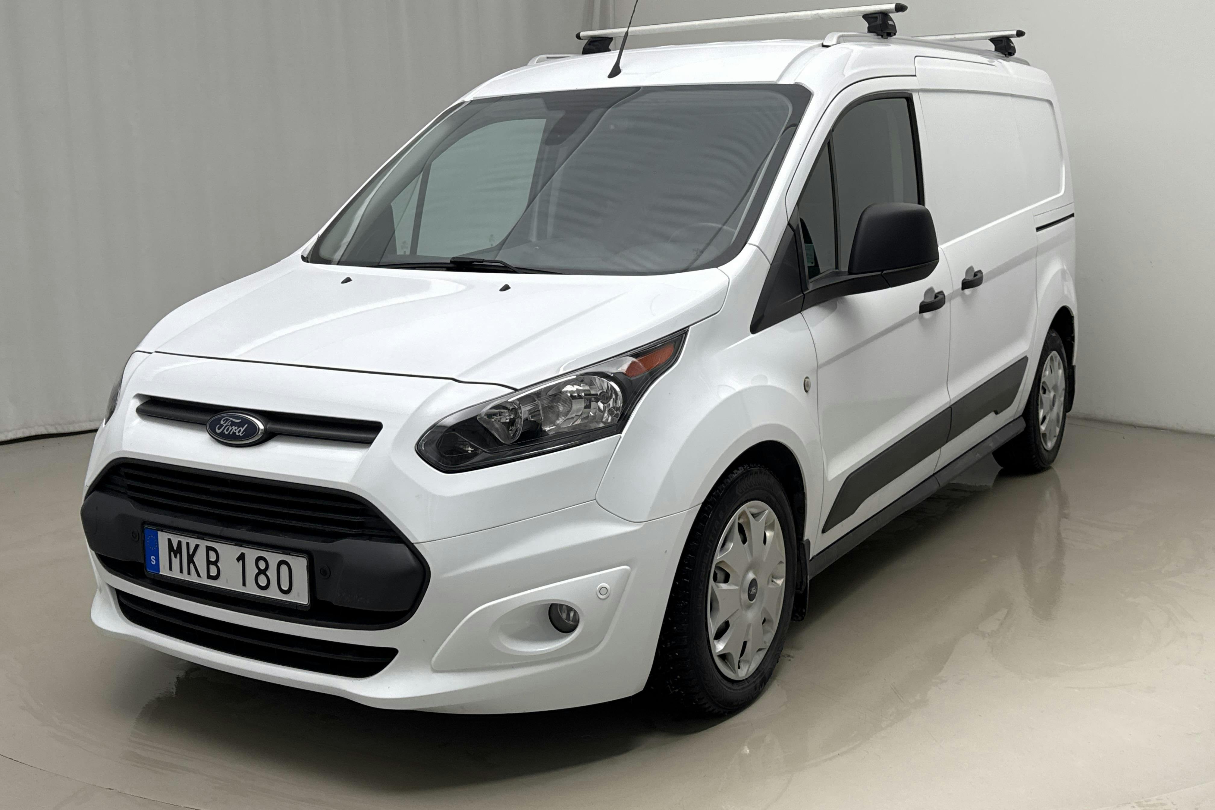 Presentationsfoto 1 av 14: Ford Transit Connect 1.5 TDCi (120hk) - 6 626 mil - Automat - vit - 2018