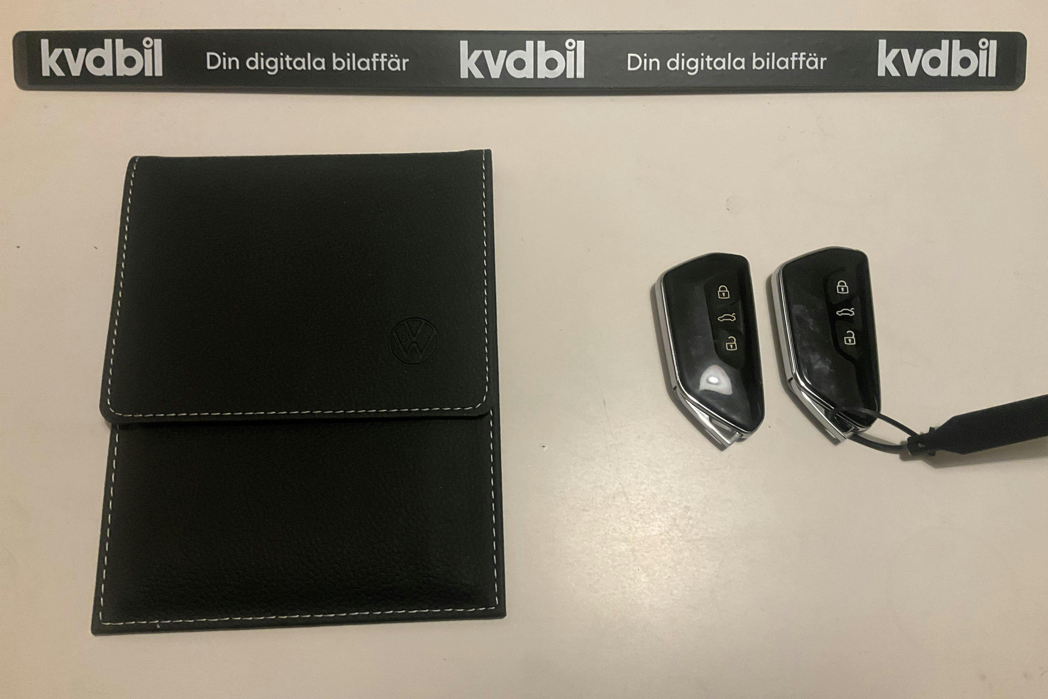 Presentation photo 29 of 29: VW ID.4 77kWh (204hk) - 144 200 km - Automatic - white - 2023