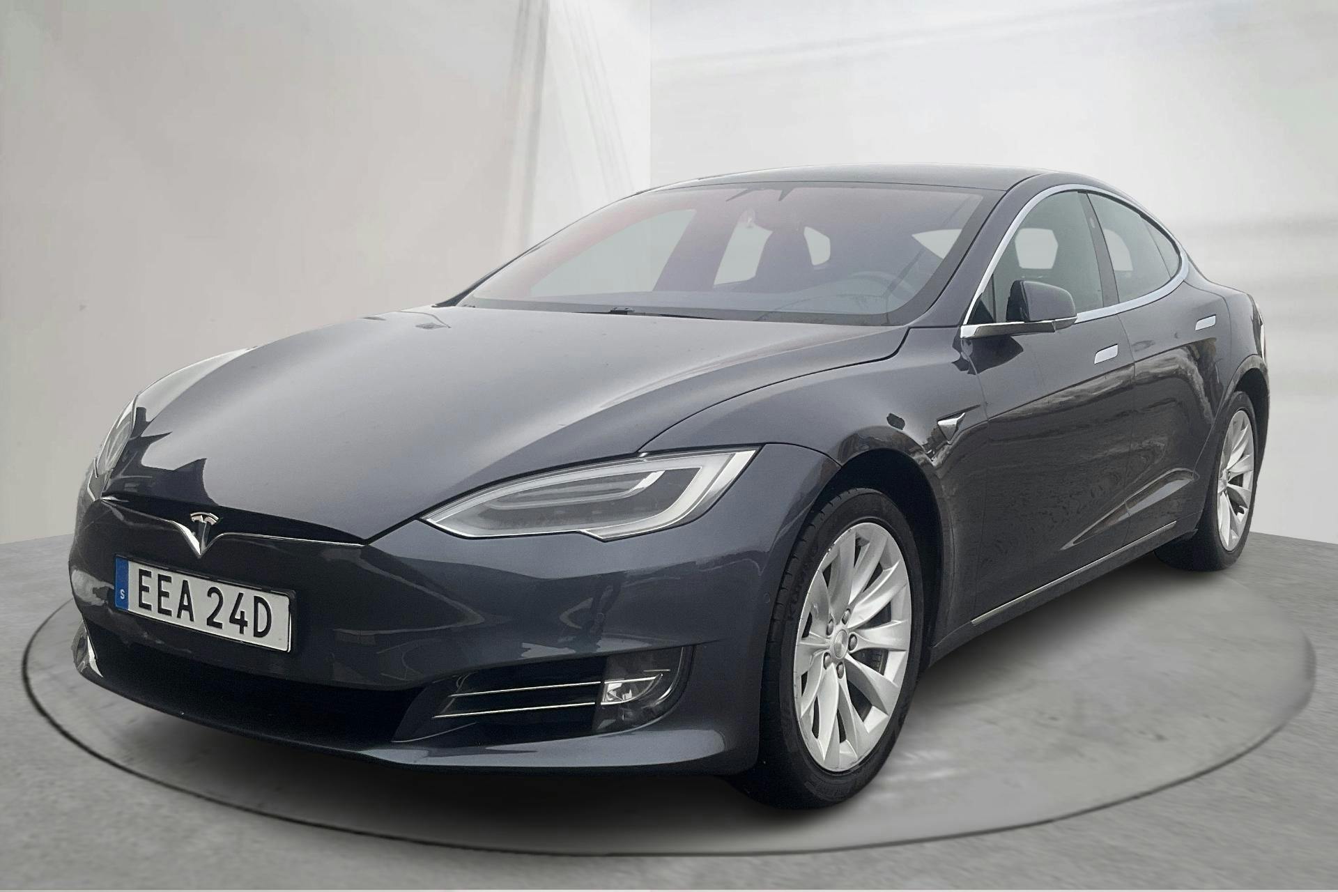 Presentationsfoto 1 av 19: Tesla Model S Dual Motor Long Range AWD - 6 943 mil - Automat - grå - 2020