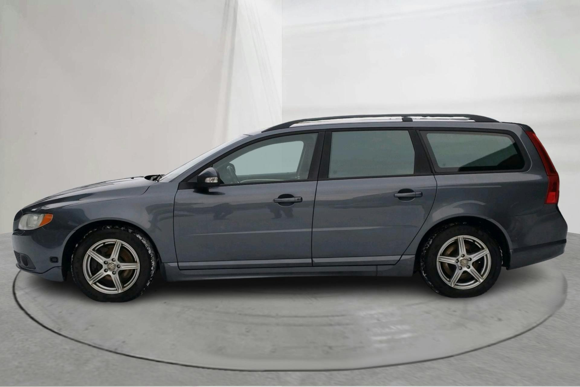 Presentation photo 2 of 14: Volvo V70 II 2.5FT (200hk) - 305 790 km - Manual - Dark Grey - 2009