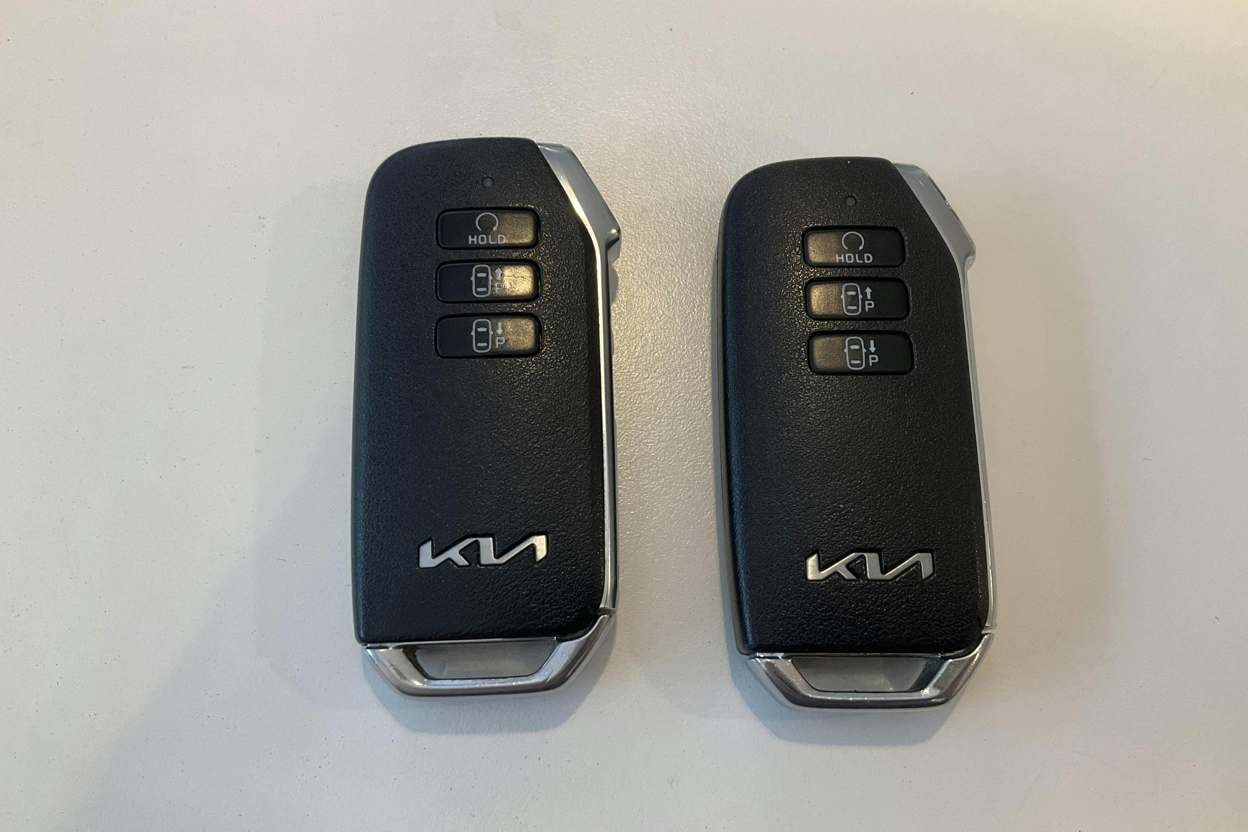 Präsentationsfoto 17 von 17: KIA EV6 AWD (325hk) - 40 540 Kilometer - Verkaufsautomat - Blaue Farbe - 2023