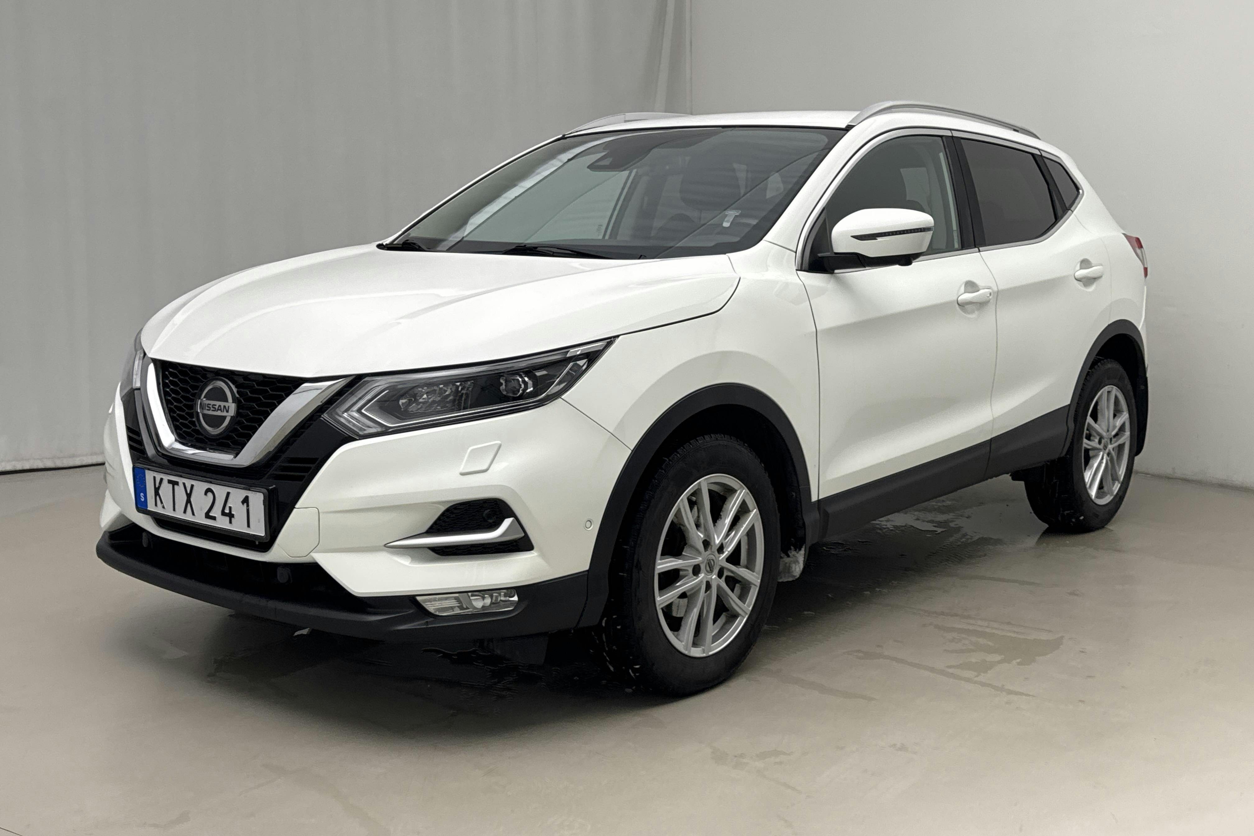 Presentationsfoto 1 av 14: Nissan Qashqai 1.3 DIG-T (160hk) - 7 838 mil - Automat - vit - 2019