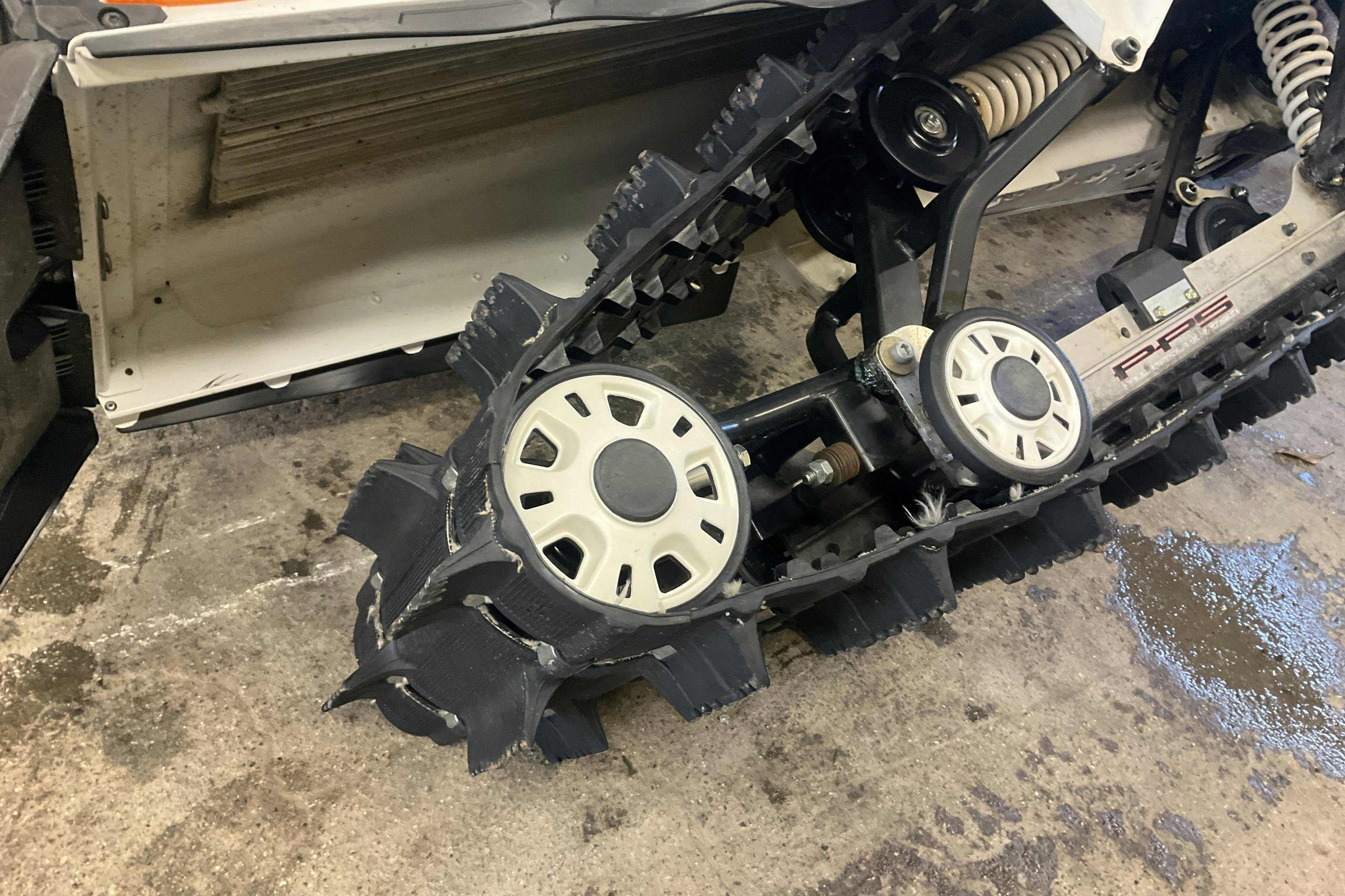 Esitlusfoto 15 aadressil 15: LYNX 49 RANGER 600 E-TEC Snöskoter - 2 240 km - Automaatne - 2013