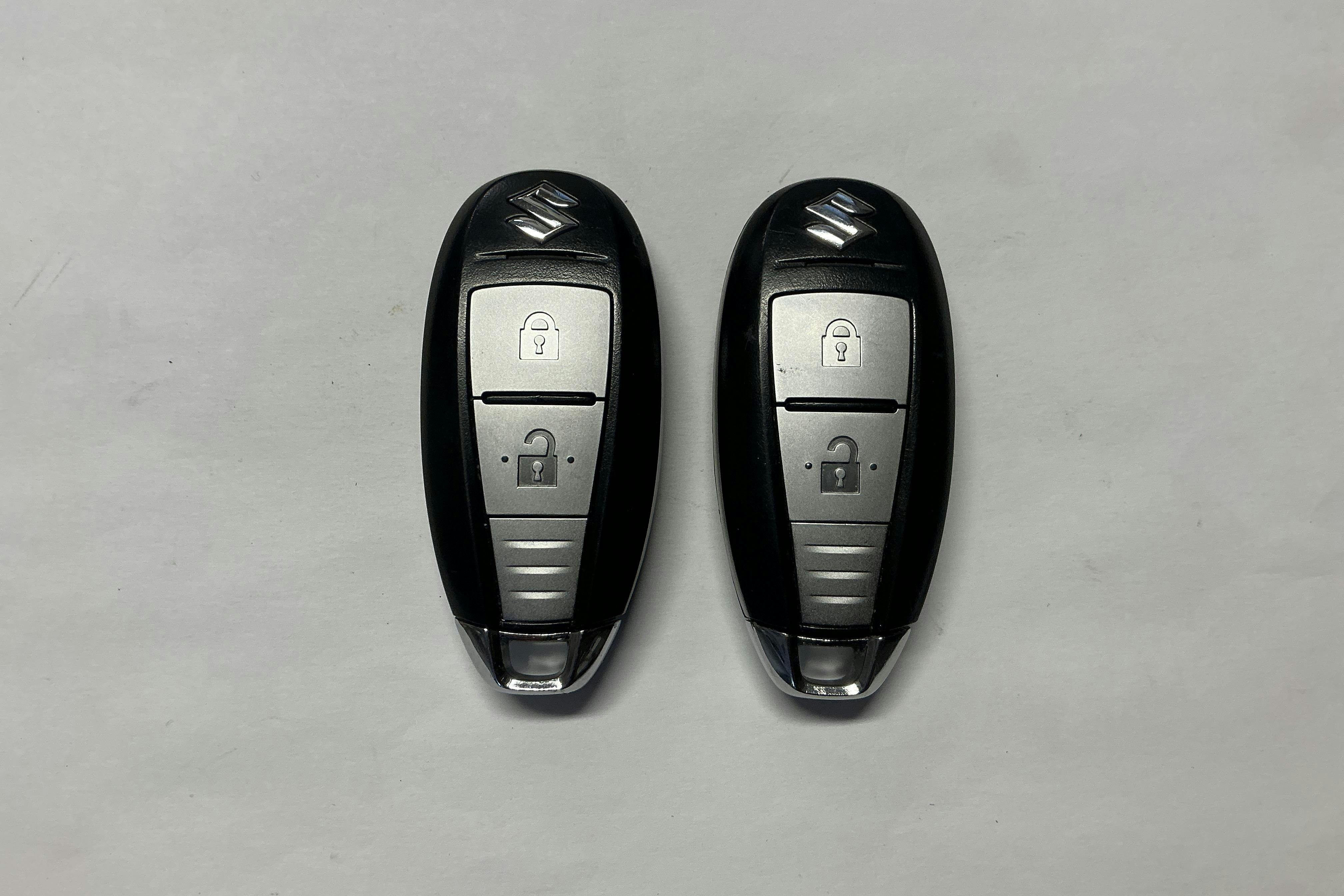 Presentation photo 21 of 21: Suzuki S-Cross 1.4 Hybrid 4x4 (129hk) - 30 940 km - Automatic - white - 2022