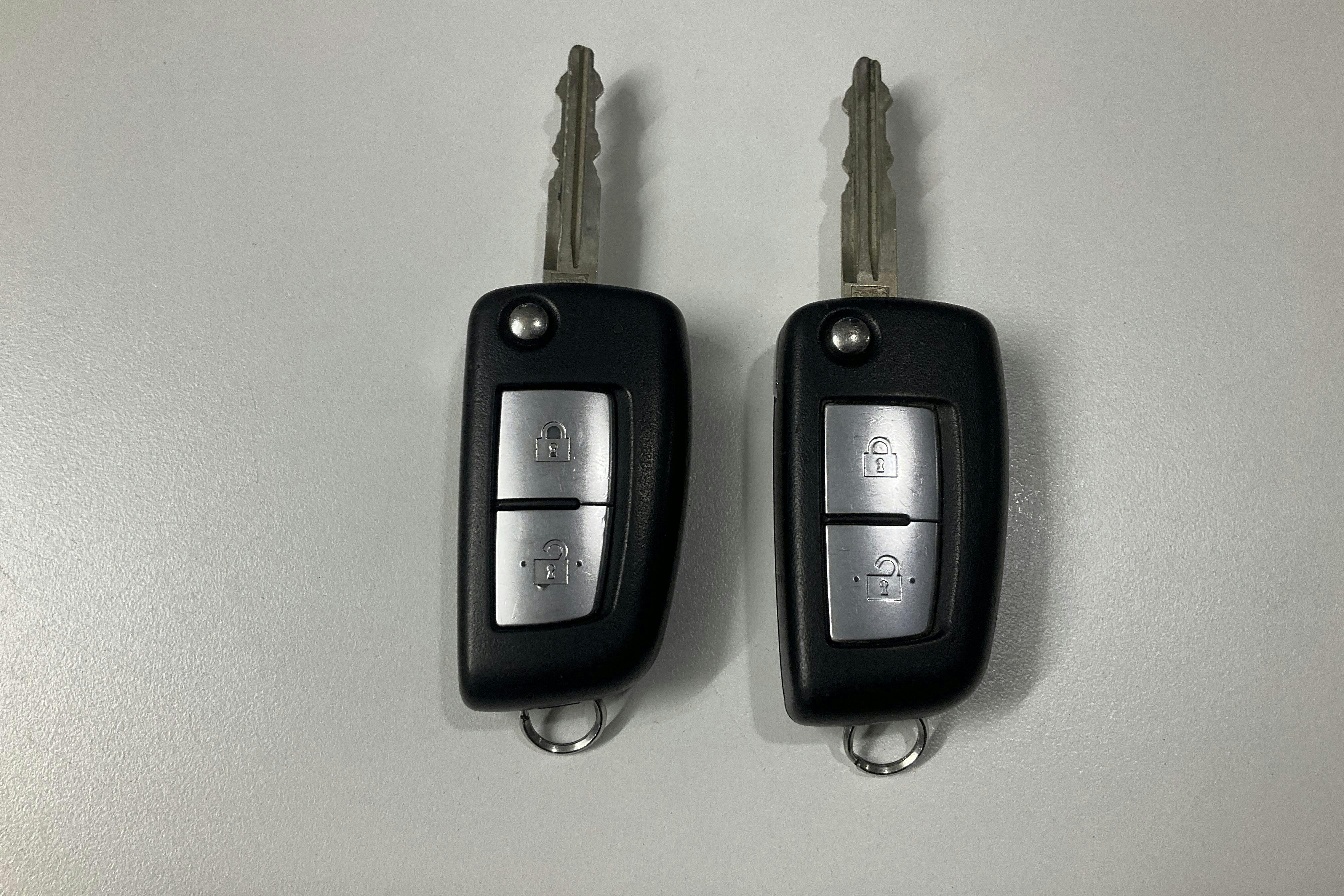 Esitlusfoto 14 aadressil 14: Nissan Qashqai 1.2 (115hk) - 147 700 km - Käsitsi - punane - 2014