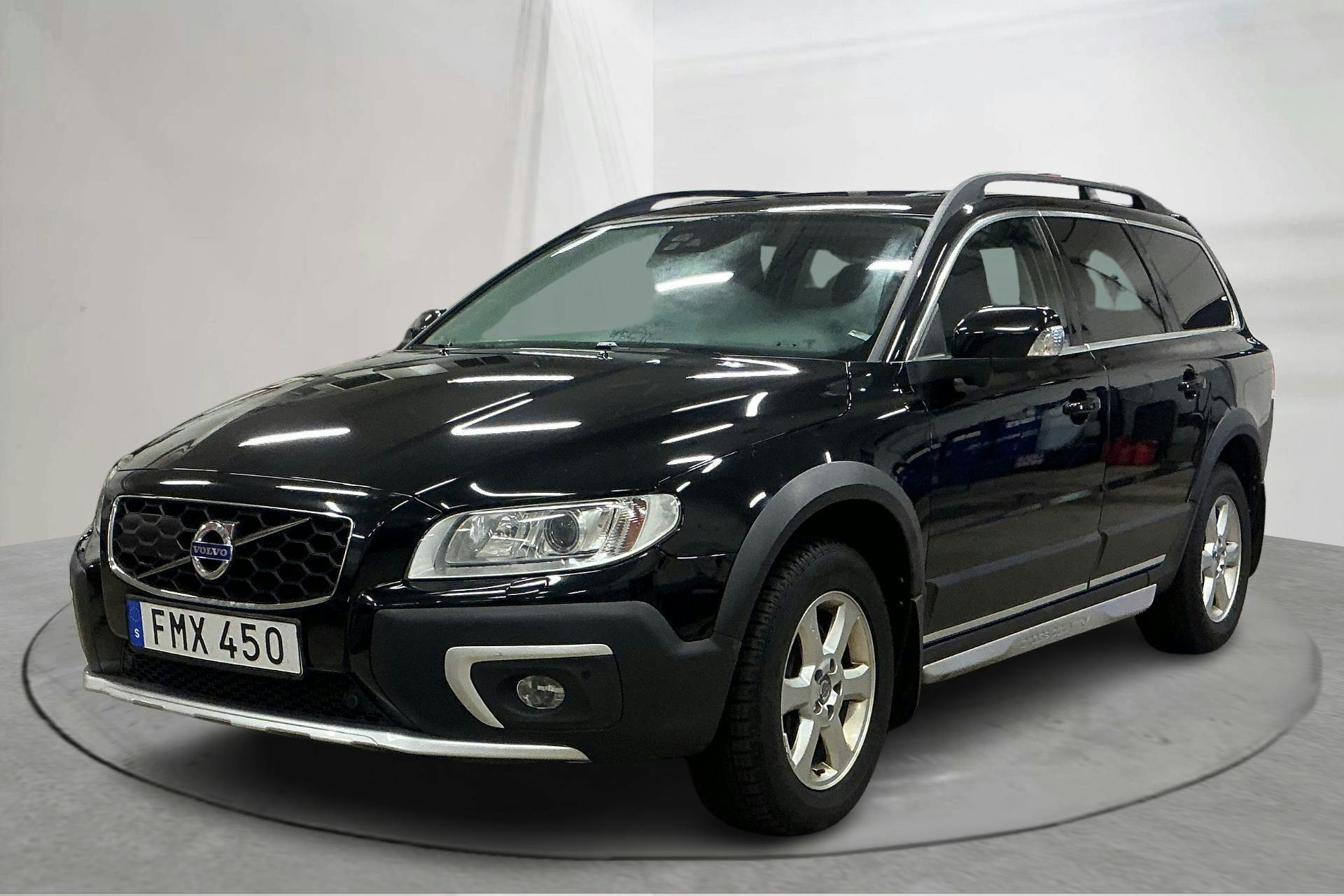 Presentationsfoto 1 av 17: Volvo XC70 II D4 AWD (181hk) - 18 888 mil - Automat - svart - 2015