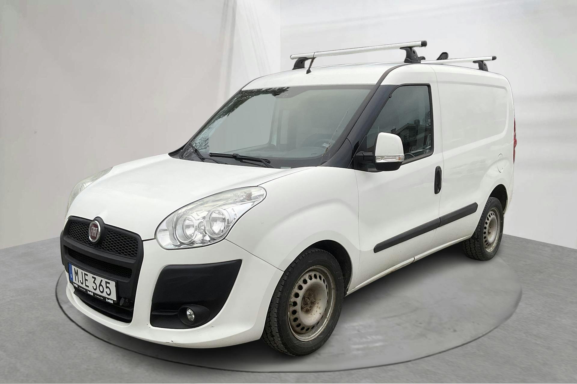 Presentationsfoto 1 av 13: Fiat Doblo Cargo 1.4 CNG (95hk) - 11 442 mil - Manuell - vit - 2015