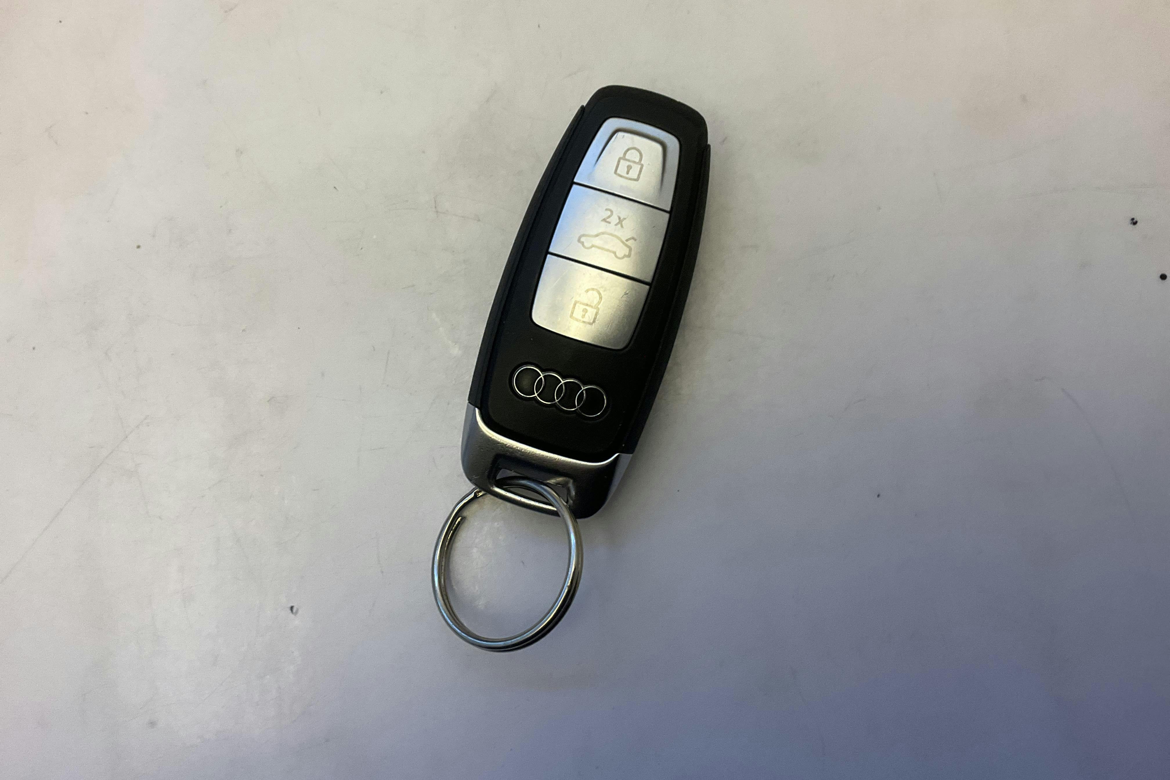 Presentationsfoto 16 av 16: Audi Q4 40 e-tron 77kWh (204hk) - 14 584 mil - Automat - svart - 2022