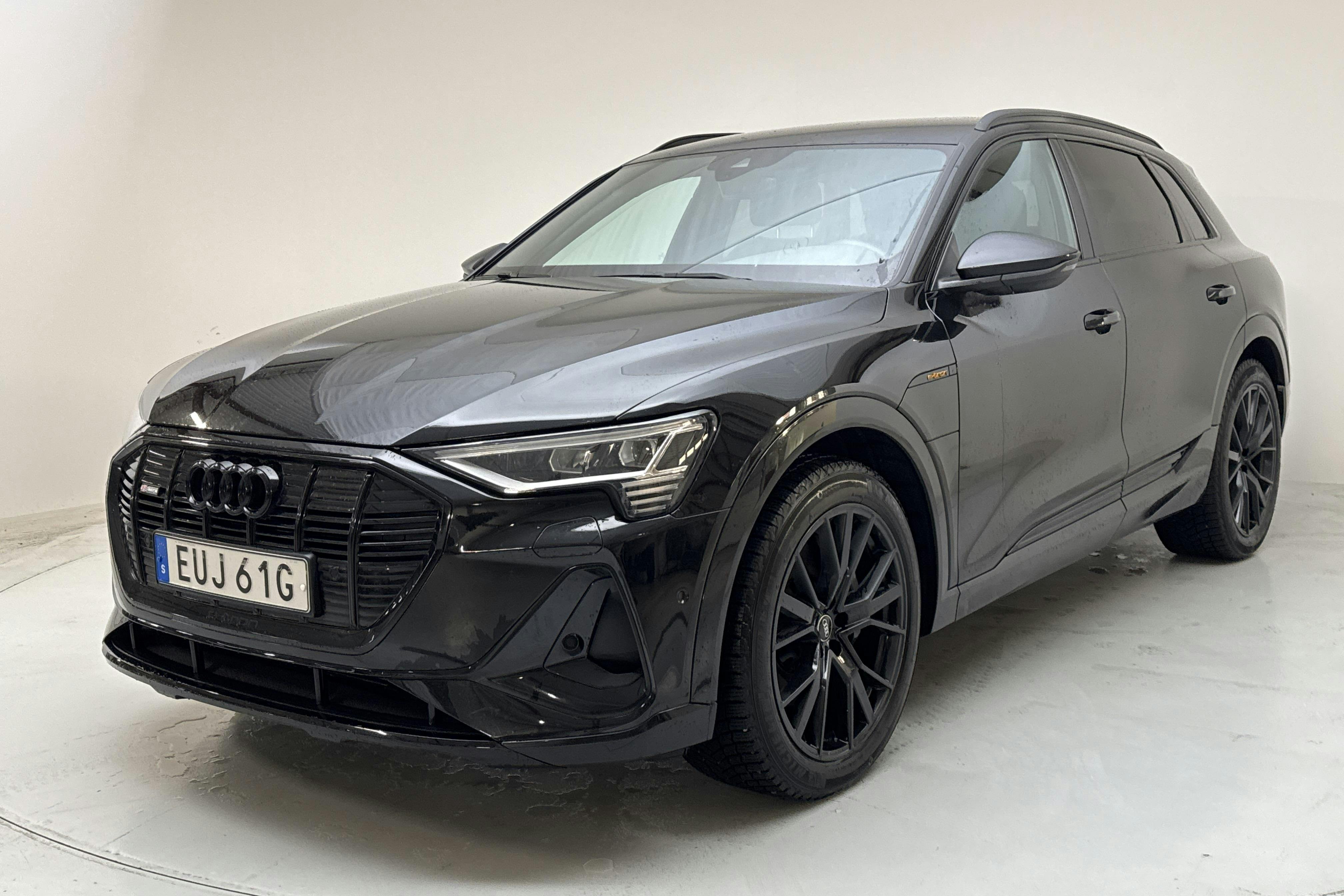 Esittelykuva 1 osoitteesta 15: Audi e-tron 55 quattro 95kWh (360hk) - 106 340 km - Automaattinen - musta - 2023