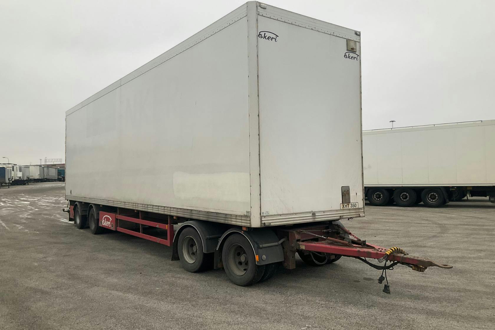 Presentation photo 2 of 21: EKERI L/L-4 - 0 km - white - 2006