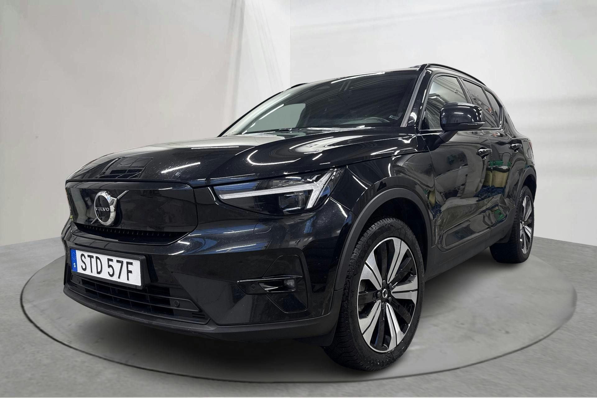 Presentation photo 1 of 18: Volvo XC40 P8 Recharge Twin AWD (408hk) - 124 840 km - Automatic - black - 2024