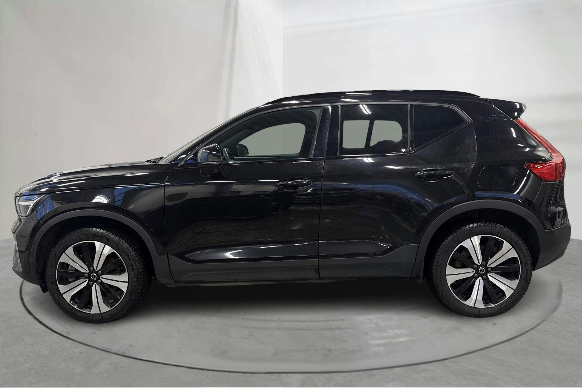 Presentation photo 2 of 18: Volvo XC40 P8 Recharge Twin AWD (408hk) - 124 840 km - Automatic - black - 2024