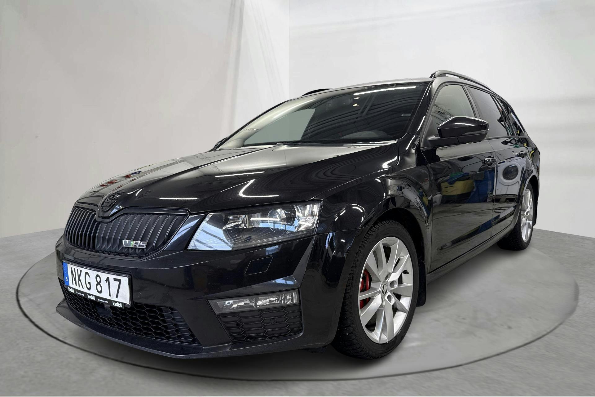 Esittelykuva 1 osoitteesta 21: Skoda Octavia III 2.0 TSI RS Combi (220hk) - 213 540 km - Automaattinen - musta - 2016