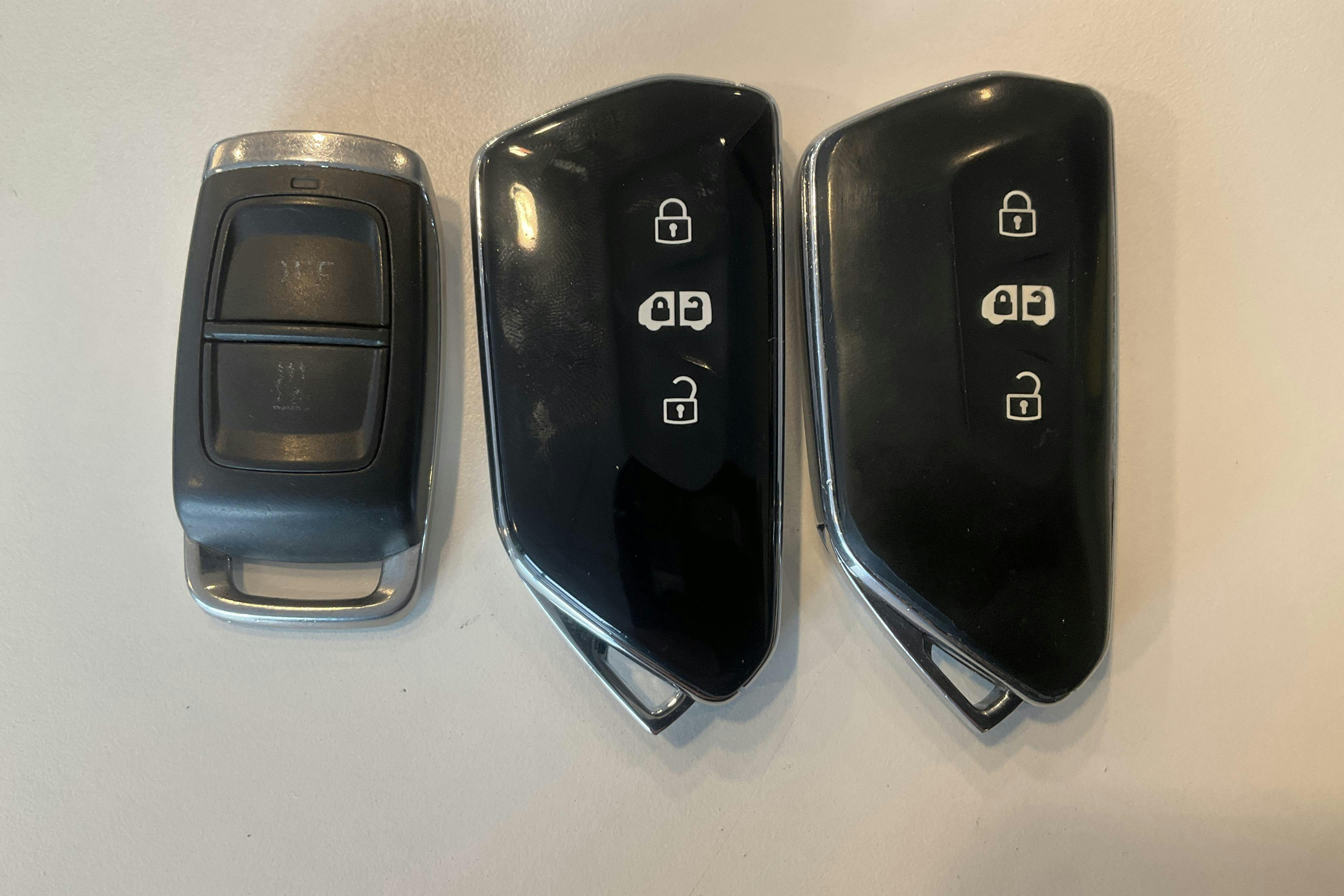 Presentationsfoto 20 av 20: VW Caddy Cargo 2.0 TDI Skåp (122hk) - 9 145 mil - Manuell - vit - 2023