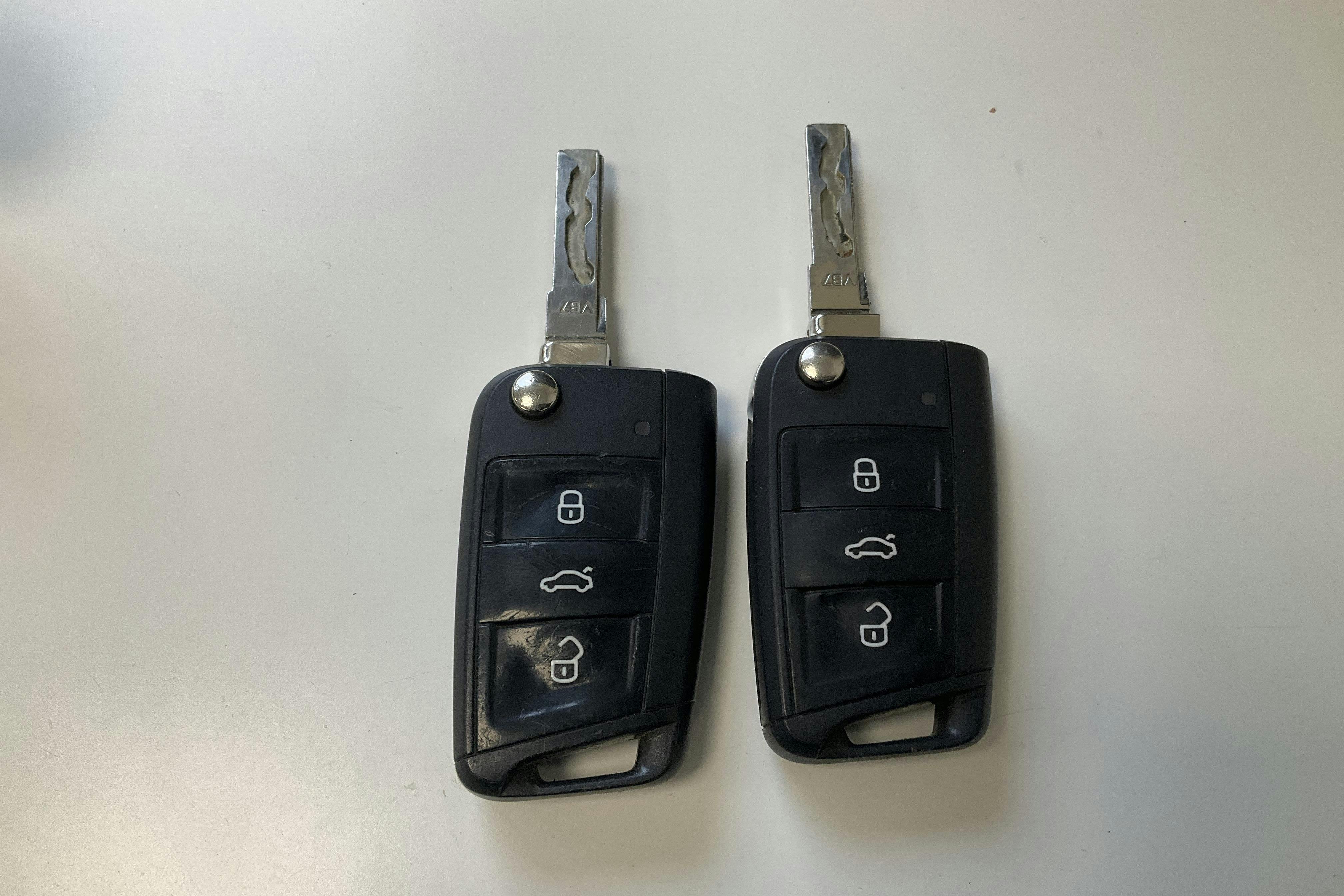 Presentation photo 17 of 17: VW Golf VII 1.0 TSI Sportscombi (115hk) - 113 800 km - Manual - white - 2019