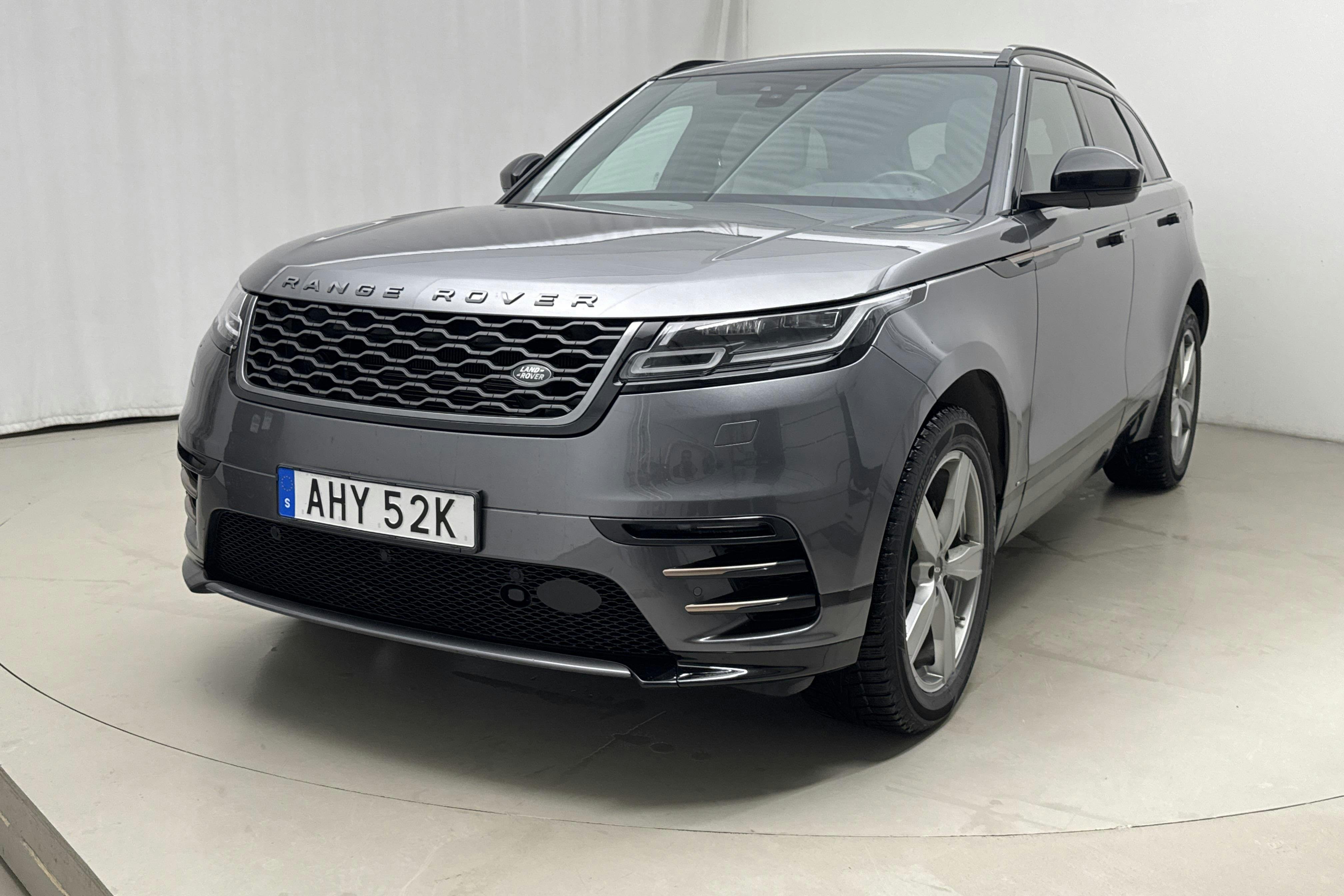 Presentationsfoto 1 av 20: Land Rover Range Rover Velar 2.0 P250 (250hk) - 9 621 mil - Automat - grå - 2019