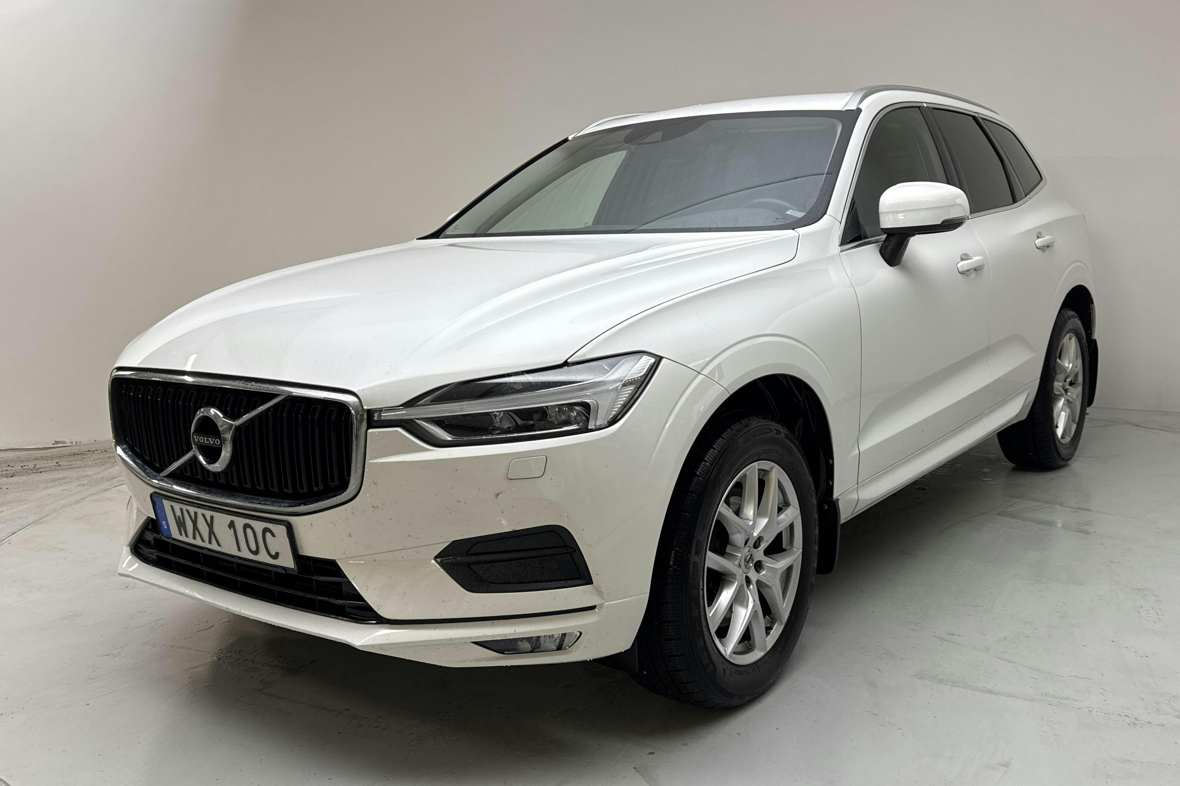 Präsentationsfoto 1 von 14: Volvo XC60 T5 2WD (254hk) - 116 610 Kilometer - Verkaufsautomat - Weiß - 2018