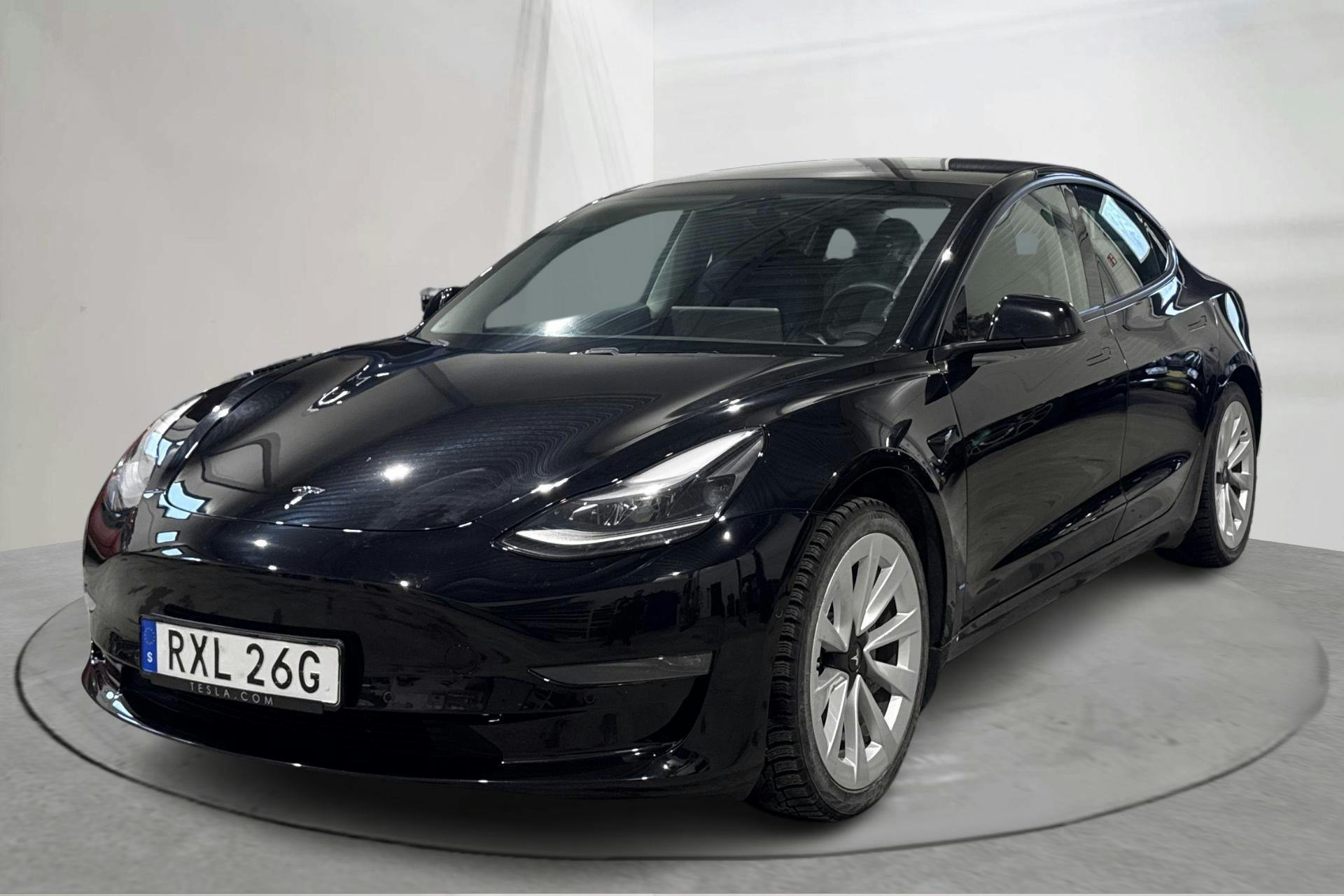 Presentationsfoto 1 av 20: Tesla Model 3 Long Range Dual Motor AWD - 8 380 mil - Automat - svart - 2021