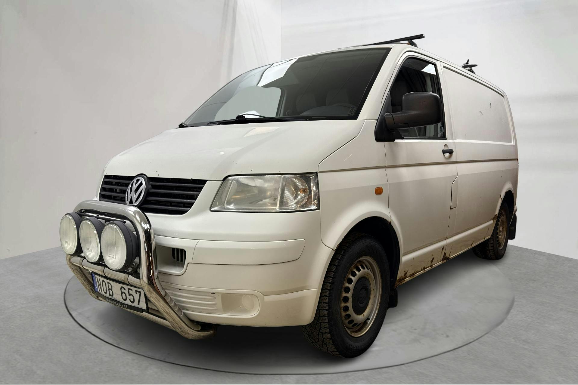 Presentation photo 1 of 16: VW Transporter T5 2.5 TDI (130hk) - 168 080 km - Automatic - white - 2008