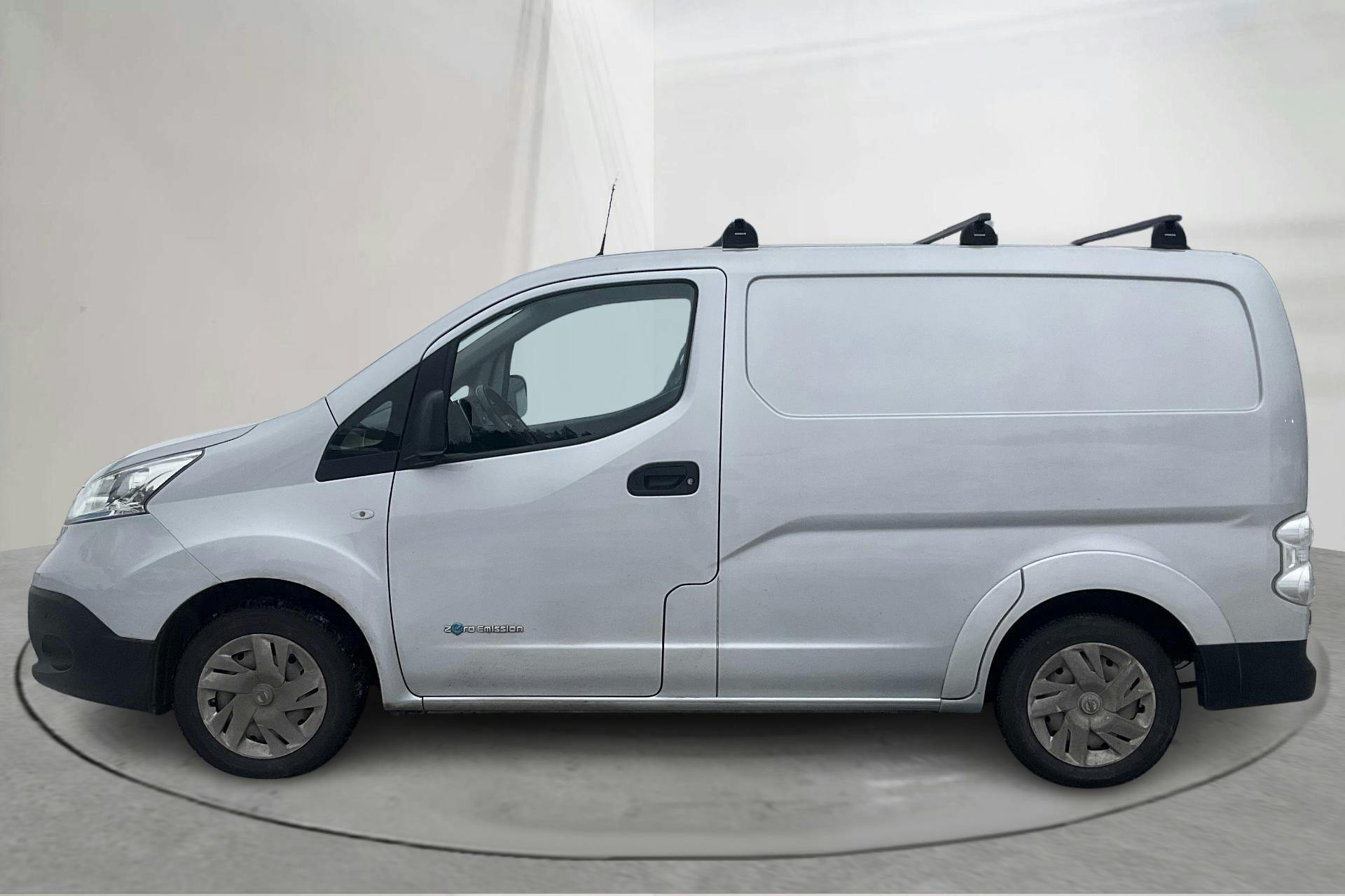 Zdjęcie prezentacyjne 2 z 15: Nissan e-NV200 40kWh (109hk) - 74 210 km - Automatyczna - srebro - 2019