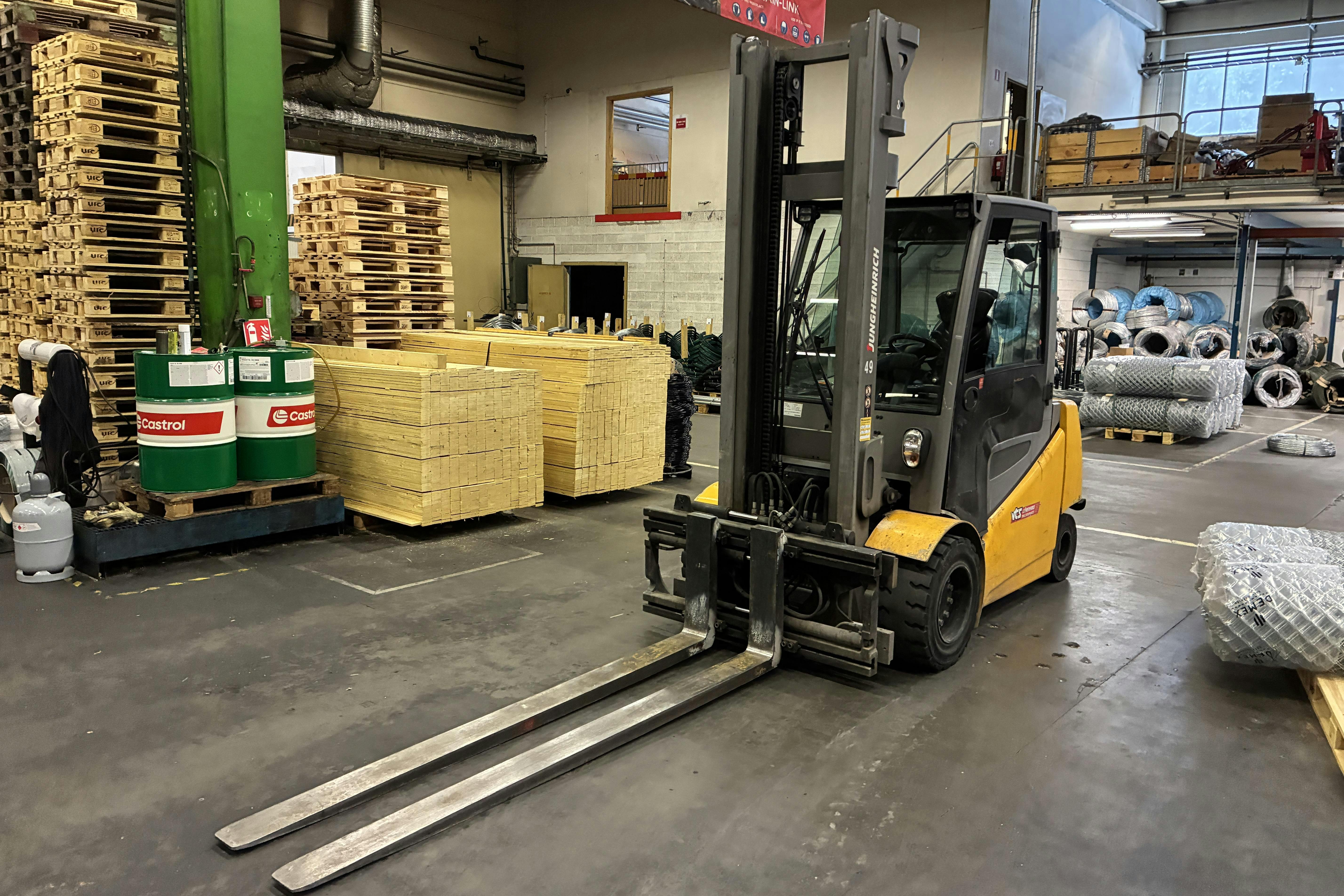 Presentationsfoto 1 av 33: Jungheinrich EFG 550s Truck - 0 km - 2017