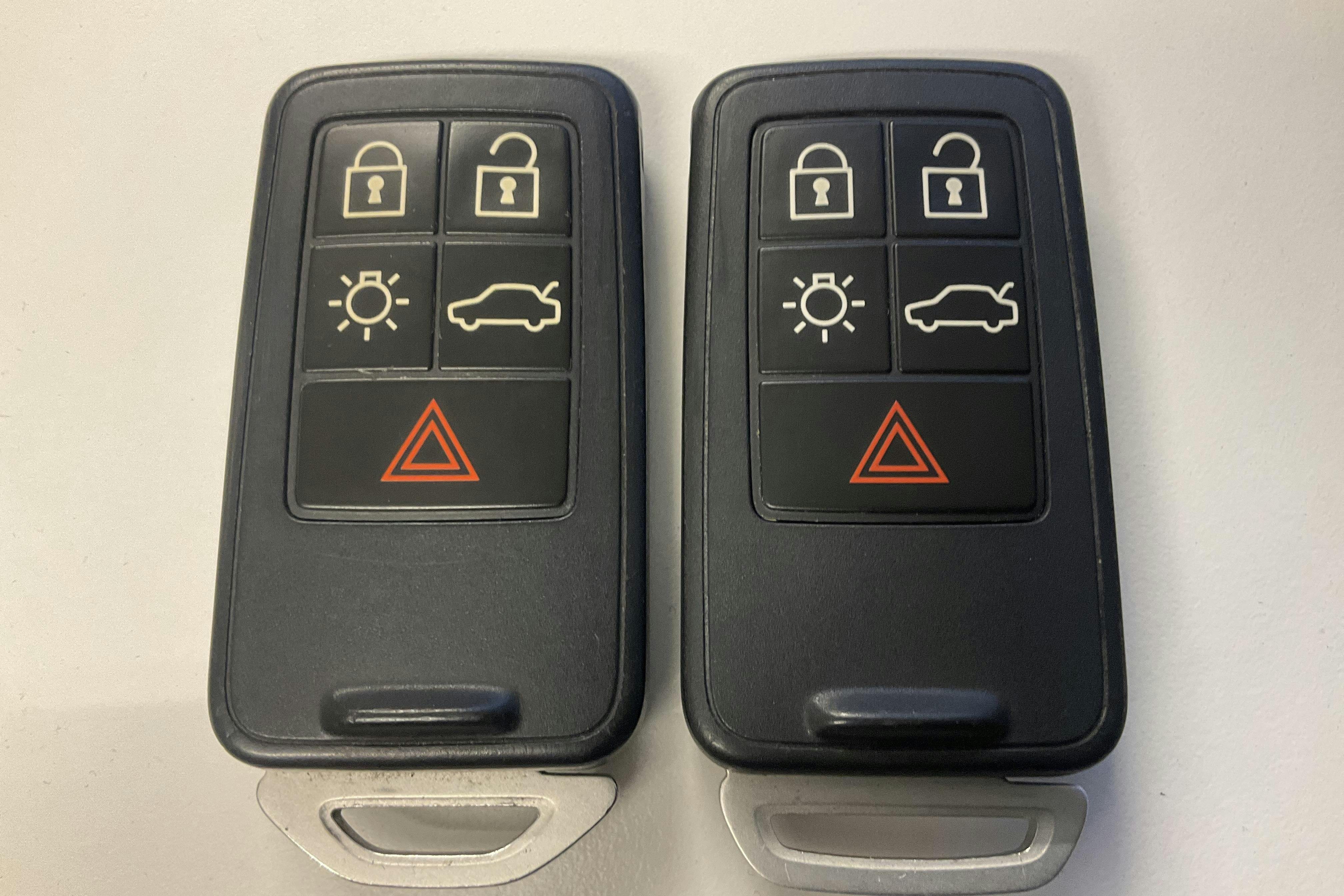 Presentationsfoto 19 av 19: Volvo S60 T3 (152hk) - 8 793 mil - Manuell - silver - 2017